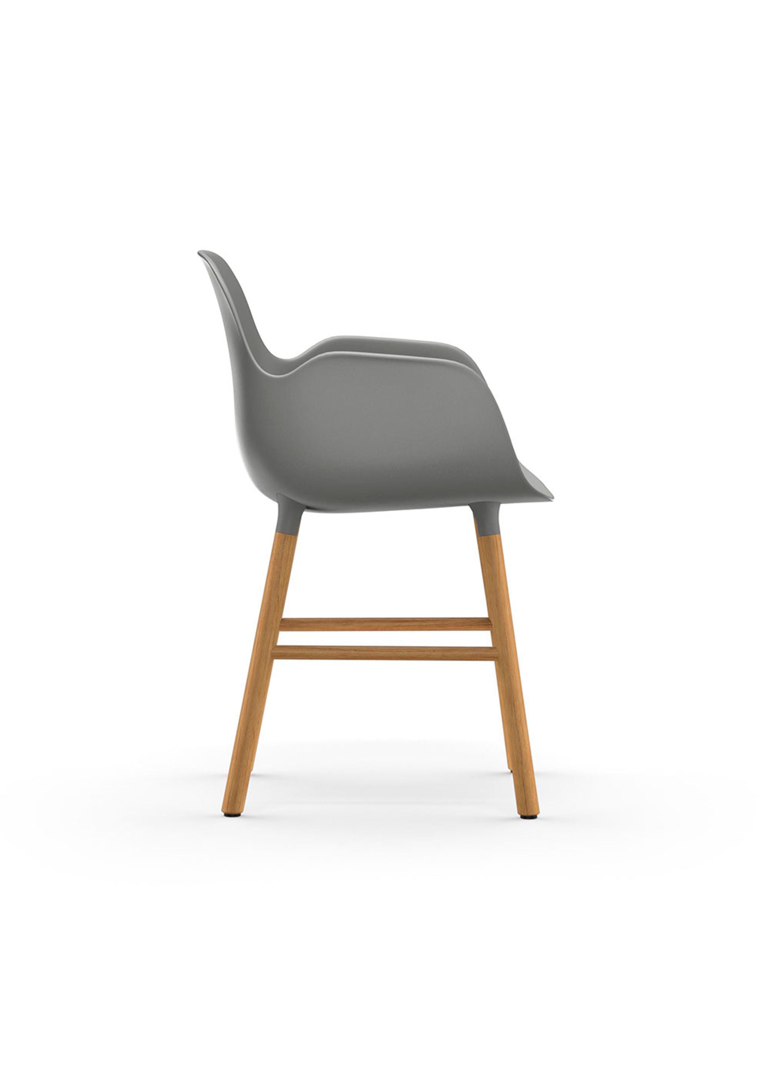 Normann Copenhagen - Dining chair - Form Armchair Wood - Oak / Grey