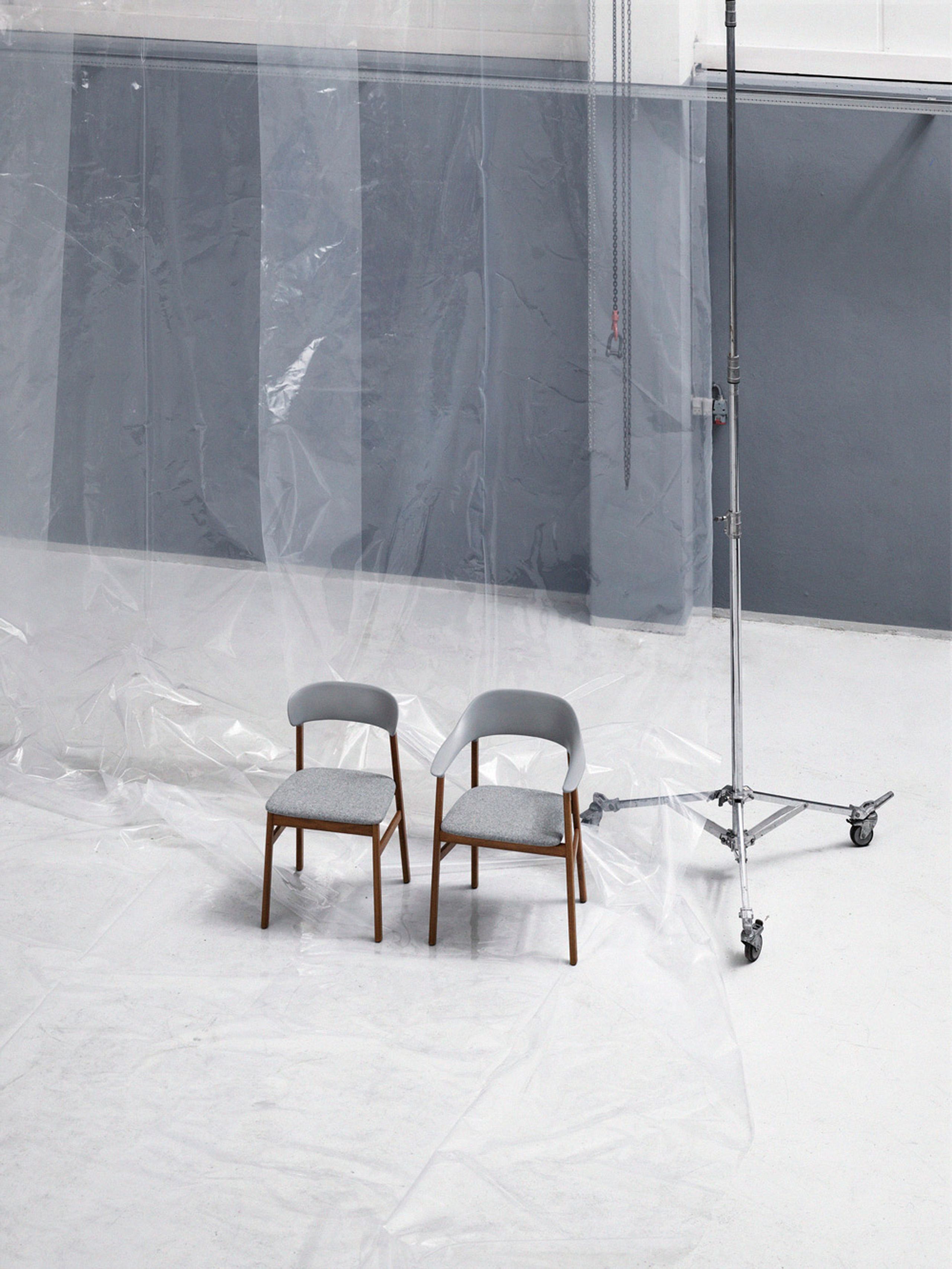 Normann Copenhagen - Chair - Herit chair / Upholstery - Sand (Spectrum Leather)