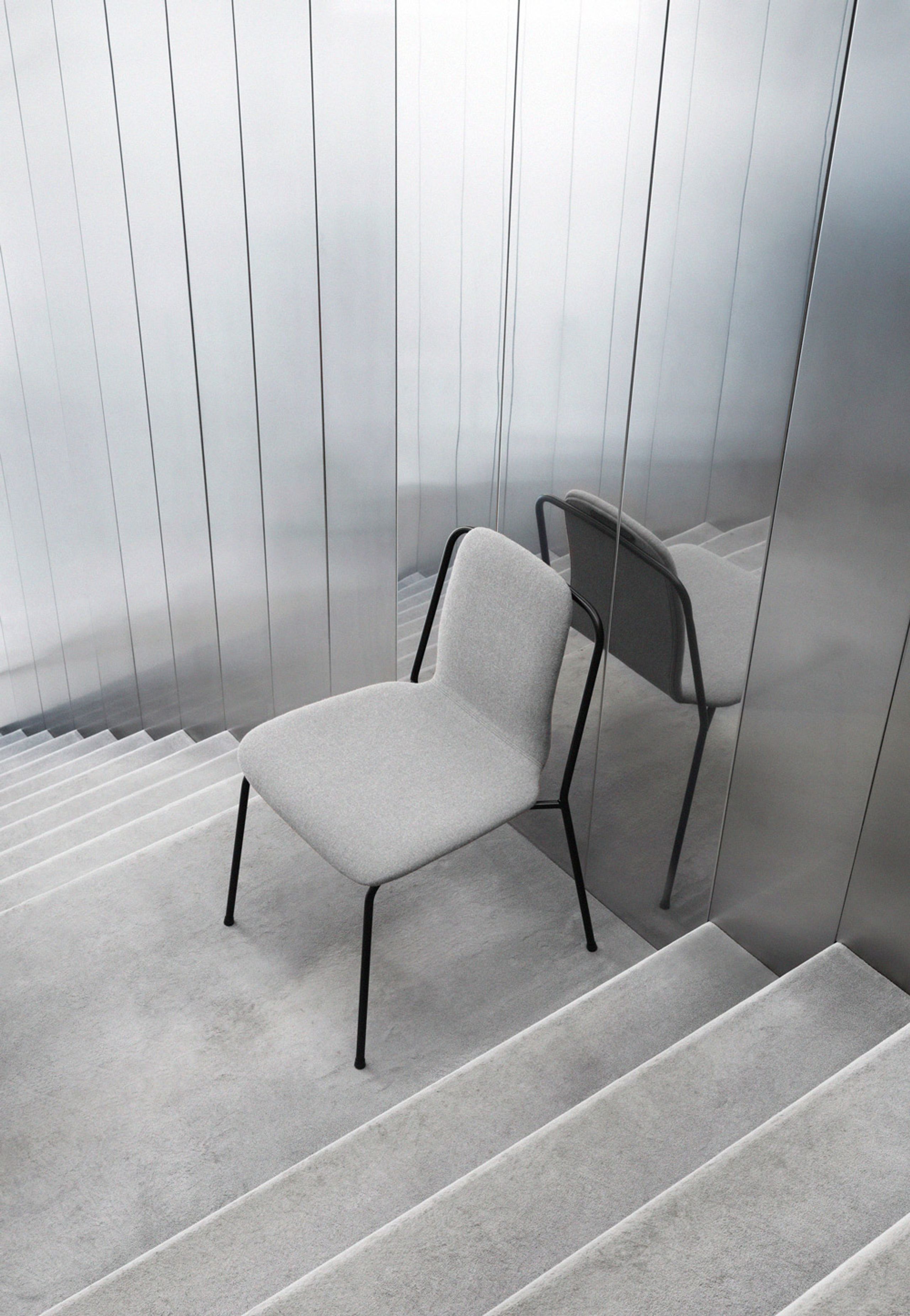 Normann Copenhagen - Chair - Studio Chair / Full Upholstery - Synergy