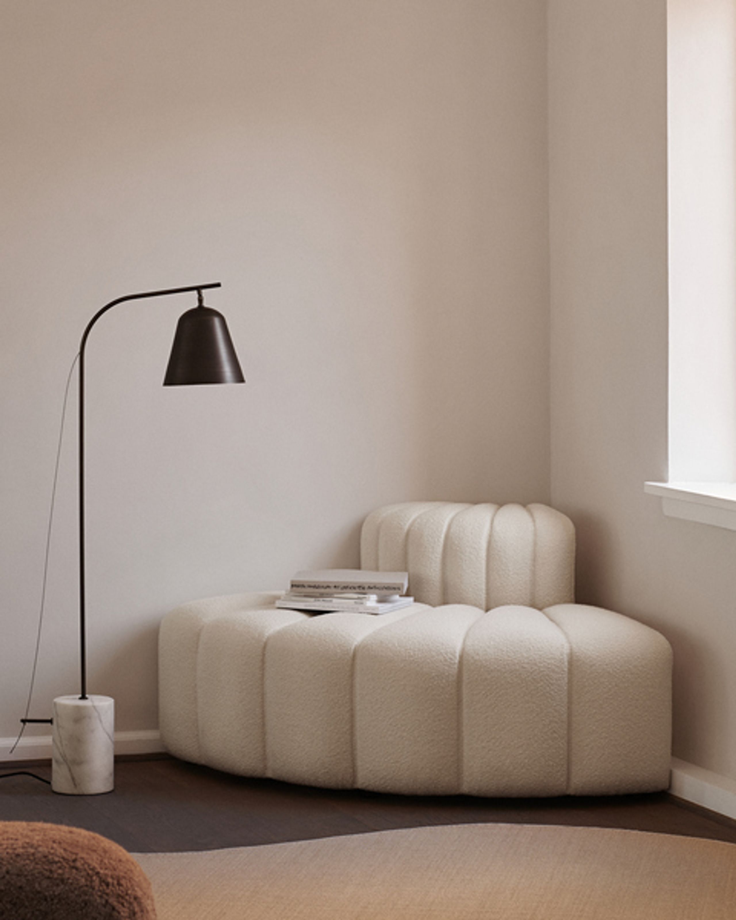 NORR11 - Lampa podłogowa - Line One Floor Lamp - Black