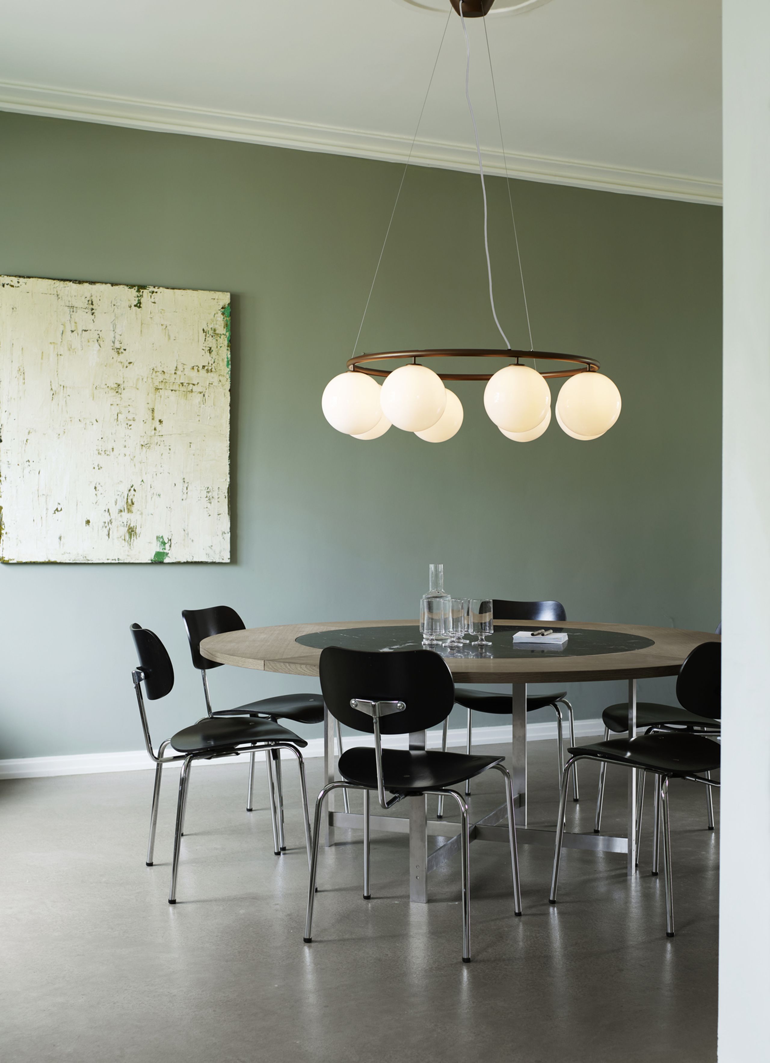 Nuura - Lamp - Miira 8 Circular - Dark Bronze/Opal White