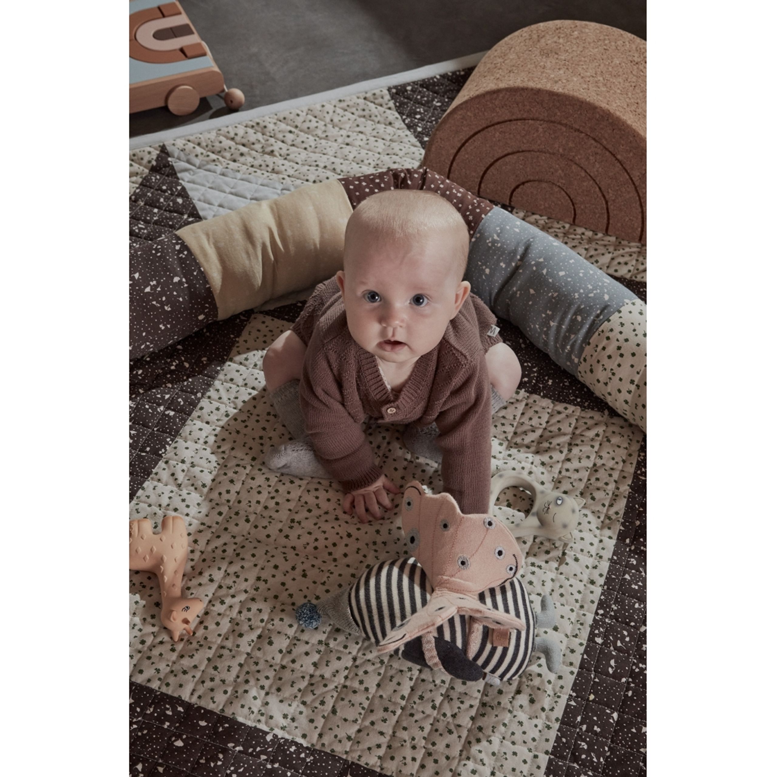 OYOY - Stuffed Animal - Darling - Baby Bob Penguin - Offwhite / Black