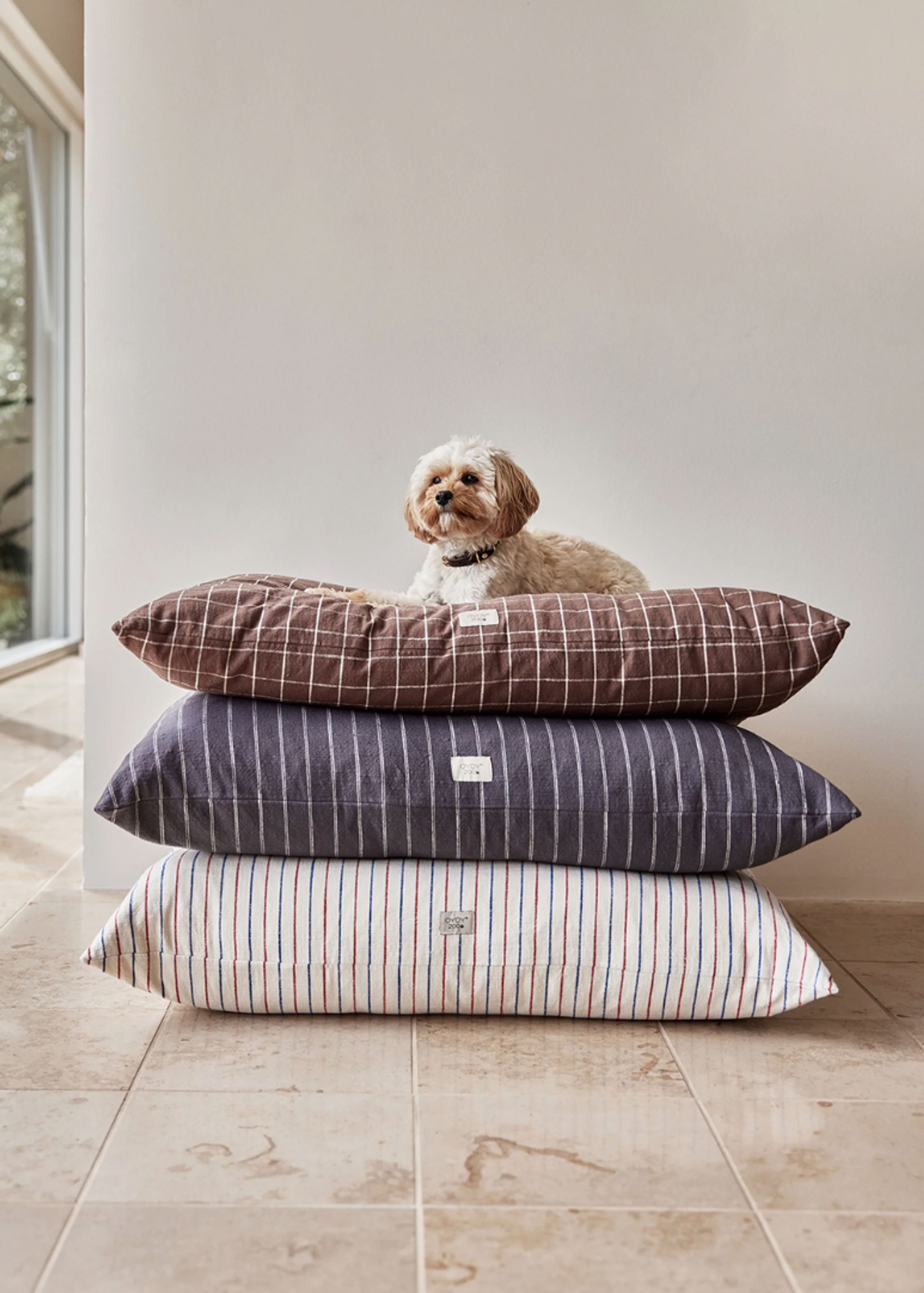 OYOY - Hundeseng - Kyoto Dog Cushion - Large (309 Choko)