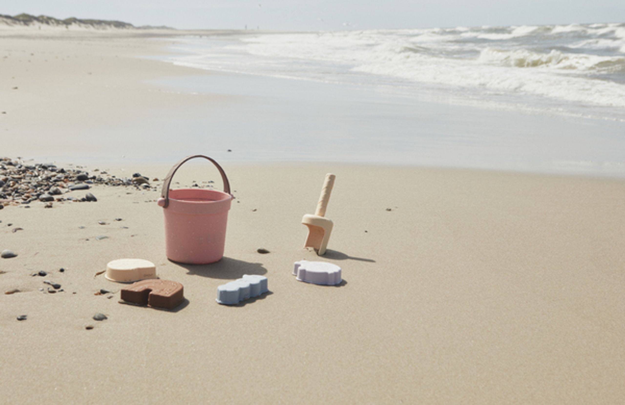 OYOY - Toys - Leo Strandsæ - Koral