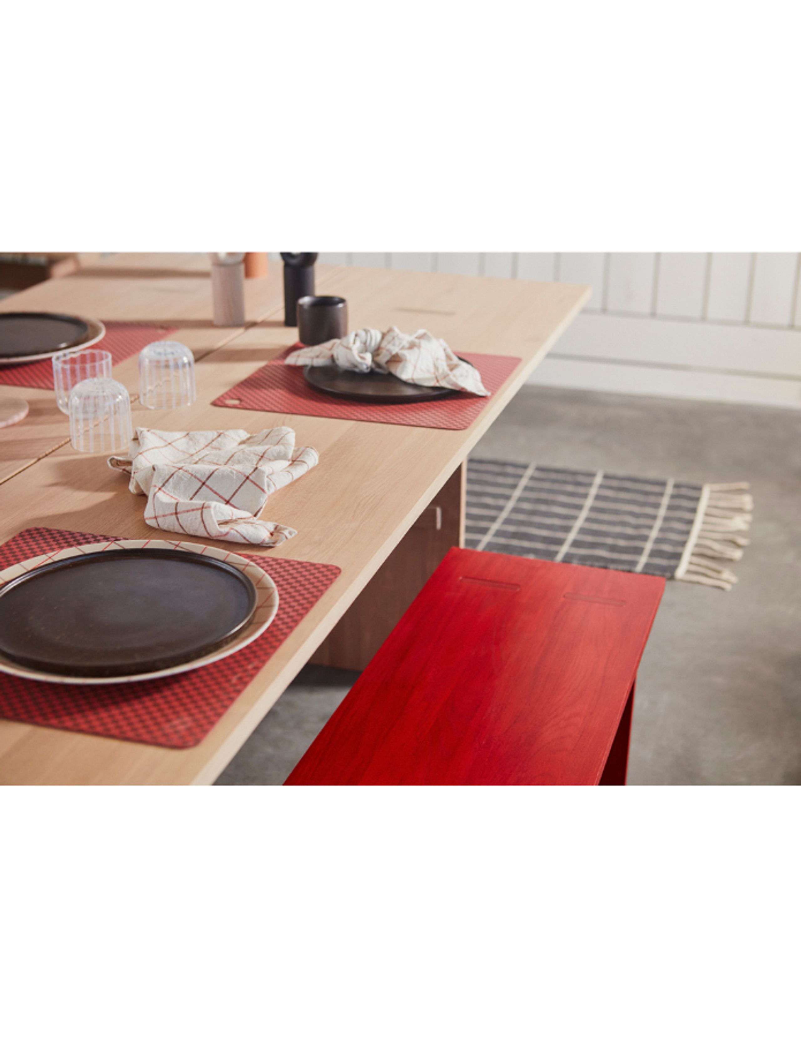 OYOY LIVING - Bank - Kotai Bench - Cherry Red
