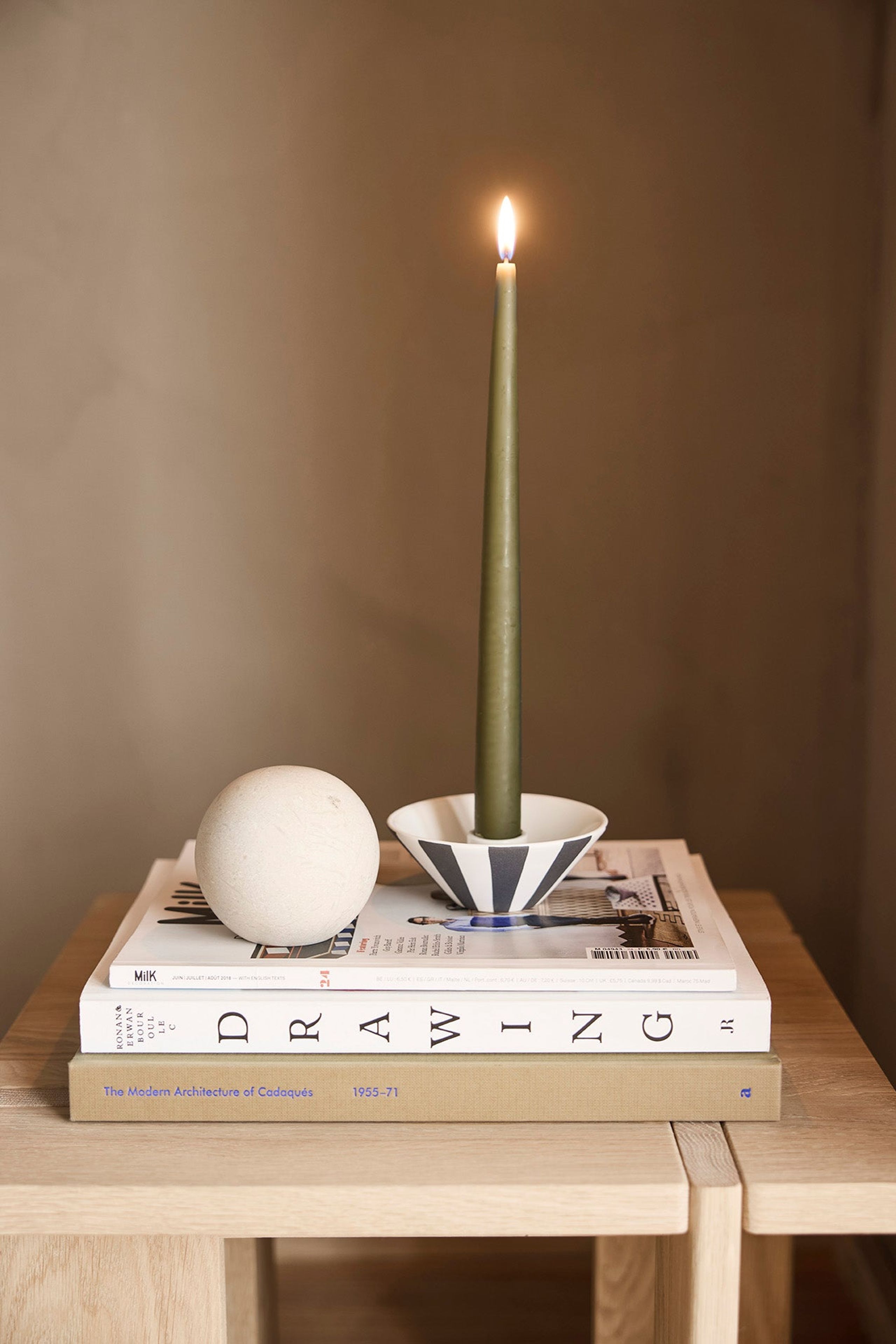 OYOY LIVING - Świecznik - Toppu Candleholder - White/Black low