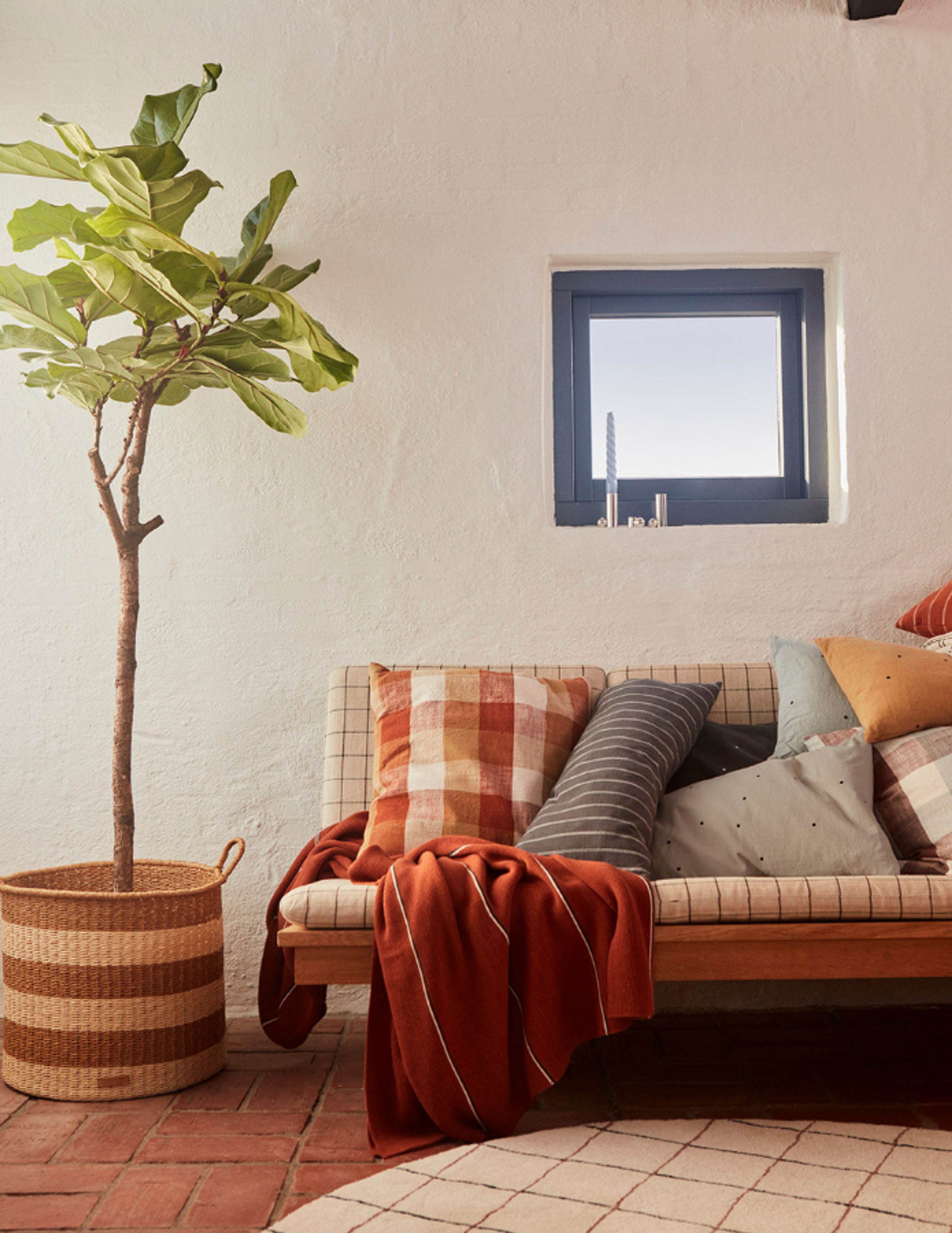 OYOY LIVING - Polštář - Kyoto Dot Cushion cover long - 304 Curry