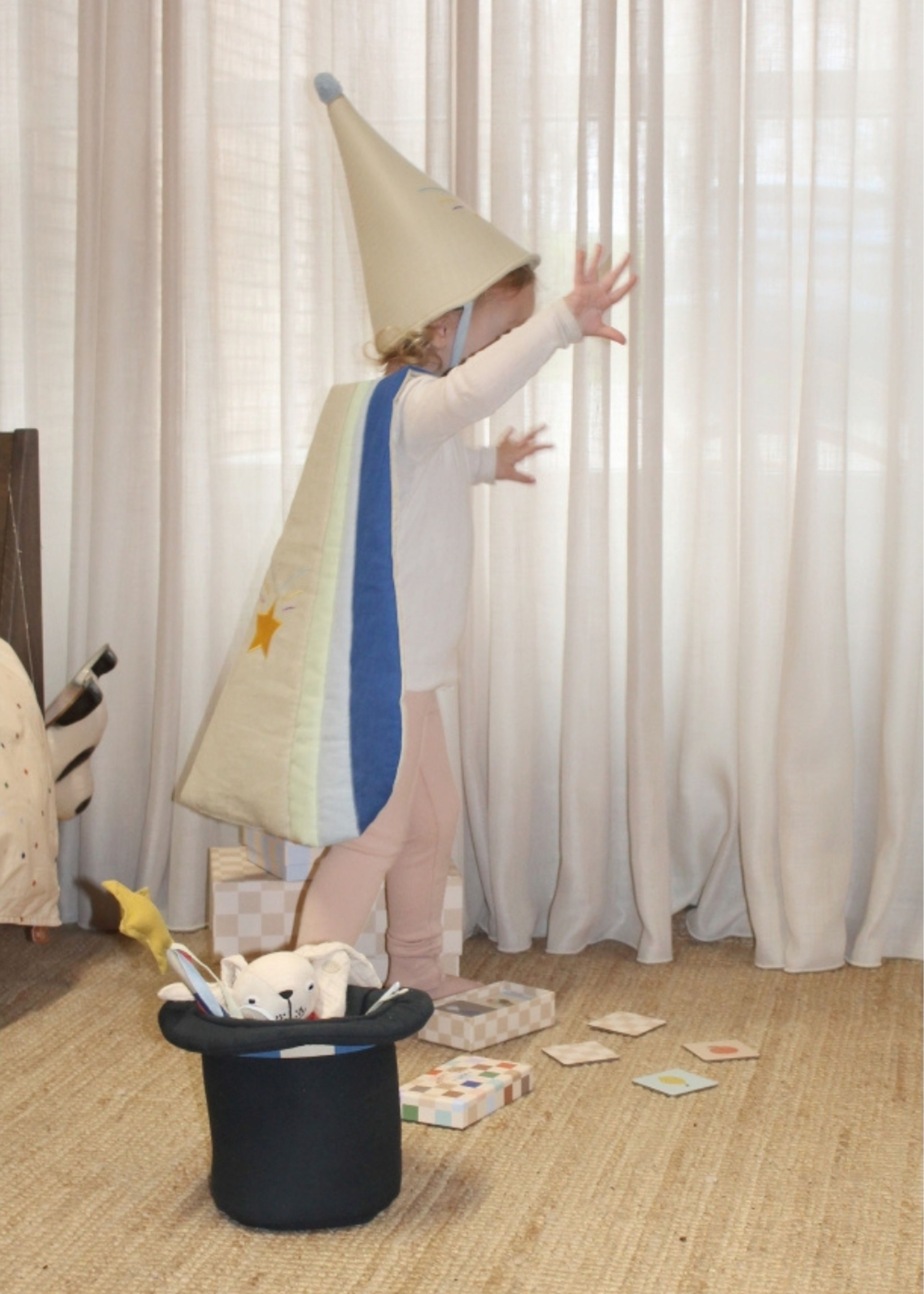 OYOY MINI - Toys - Magic Hat & Rabbit - 206 Black / White