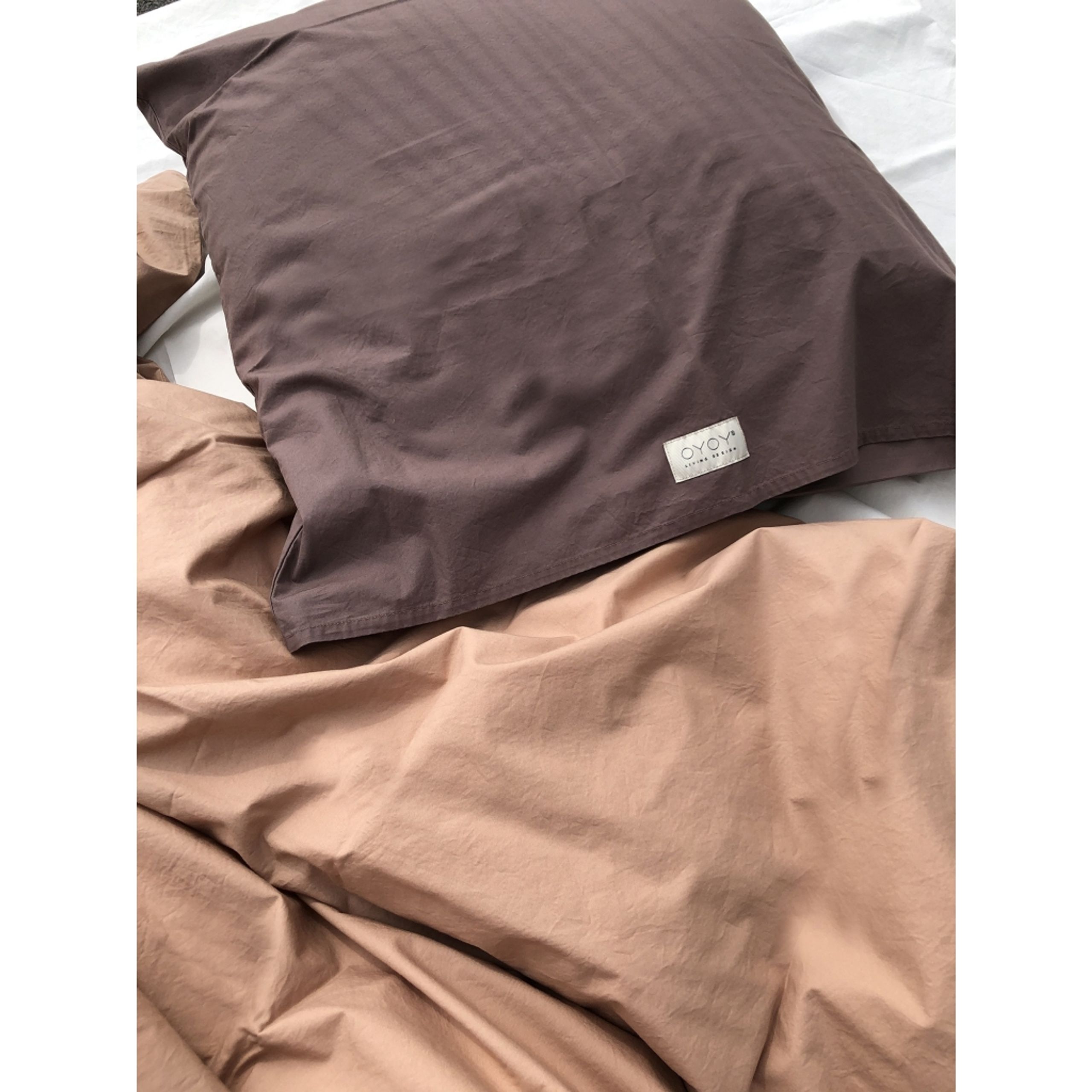 OYOY - Sengesæt - Nuku Bedding - Adult Ekstra - Dark Powder