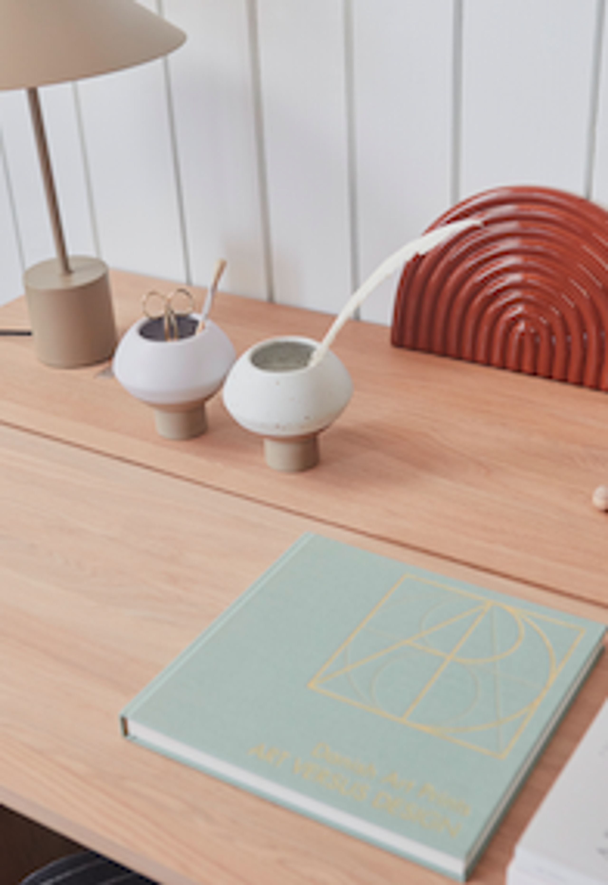 OYOY - Vase - Hagi Mini Vase - White/Light Brown