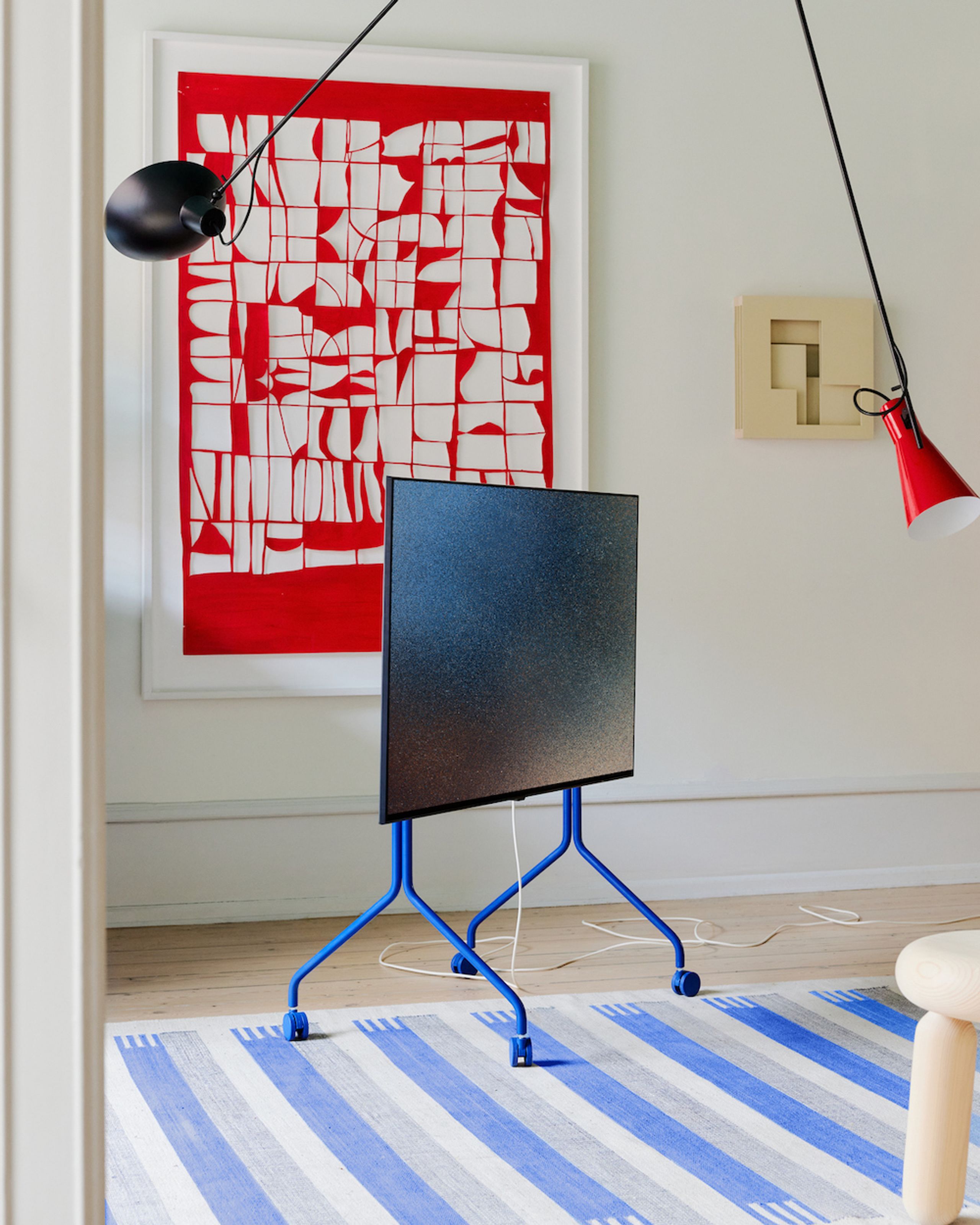 Pedestal - TV-Stander - Moon Rollin - Ultra Marine