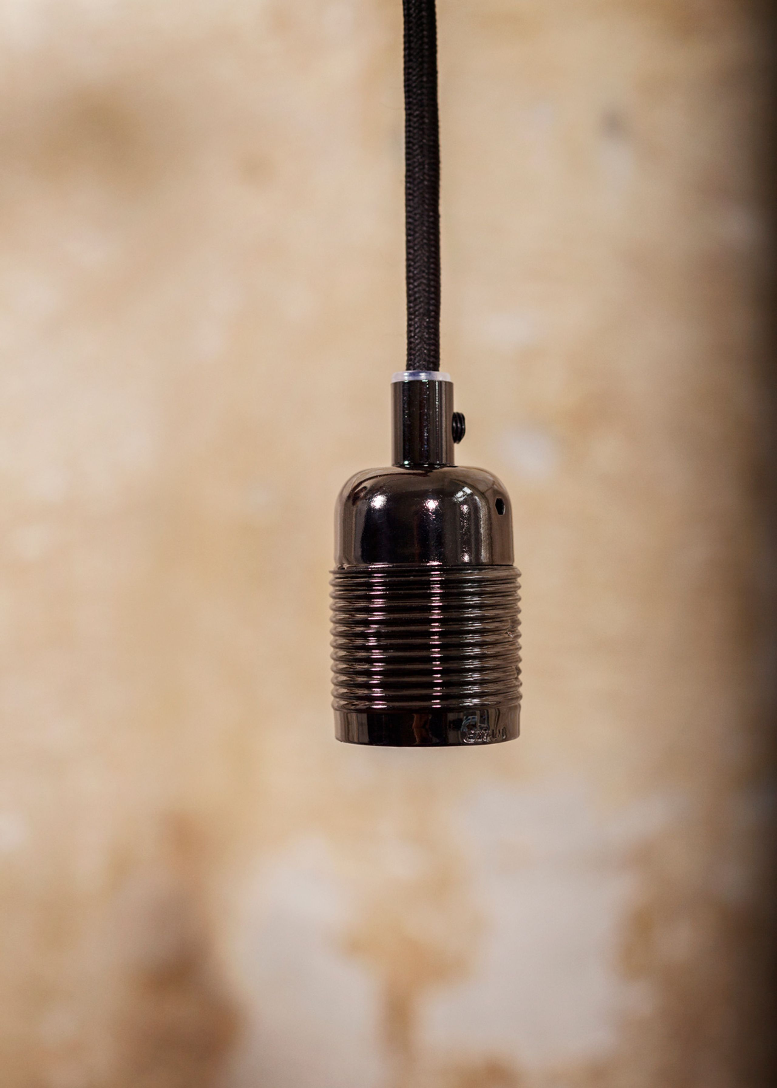 FRAMA - Pendants - Pendel E27 - Black Chrome/Black Cable