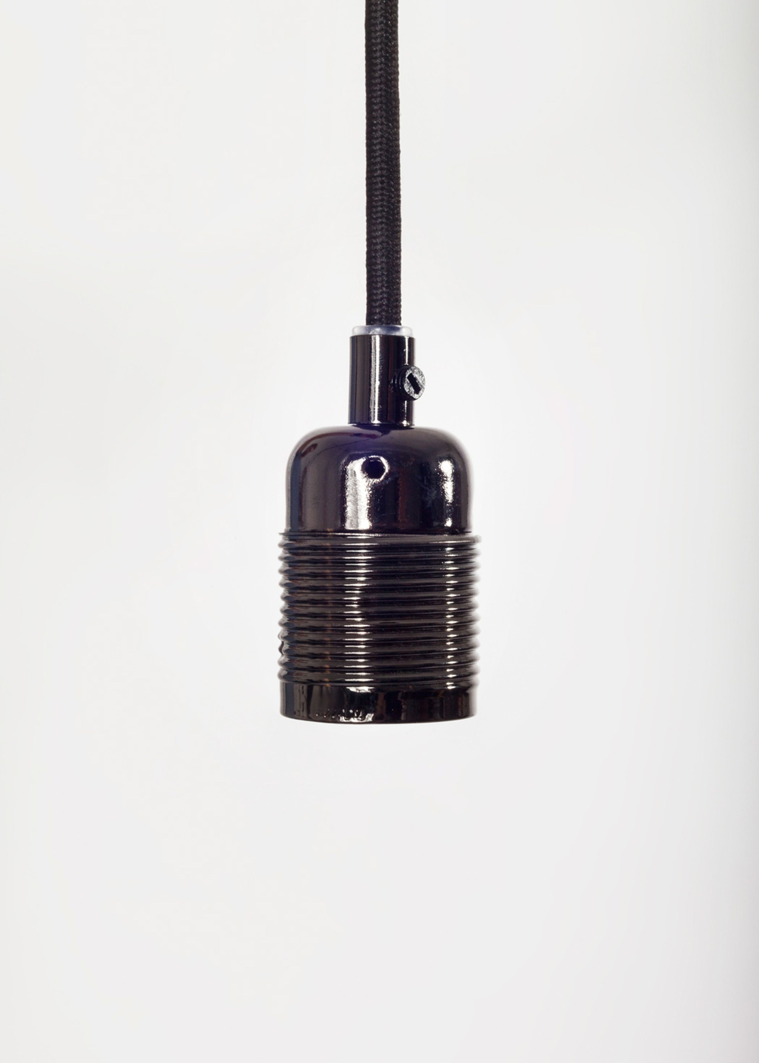 FRAMA - Pendants - Pendel E27 - Black Chrome/Black Cable