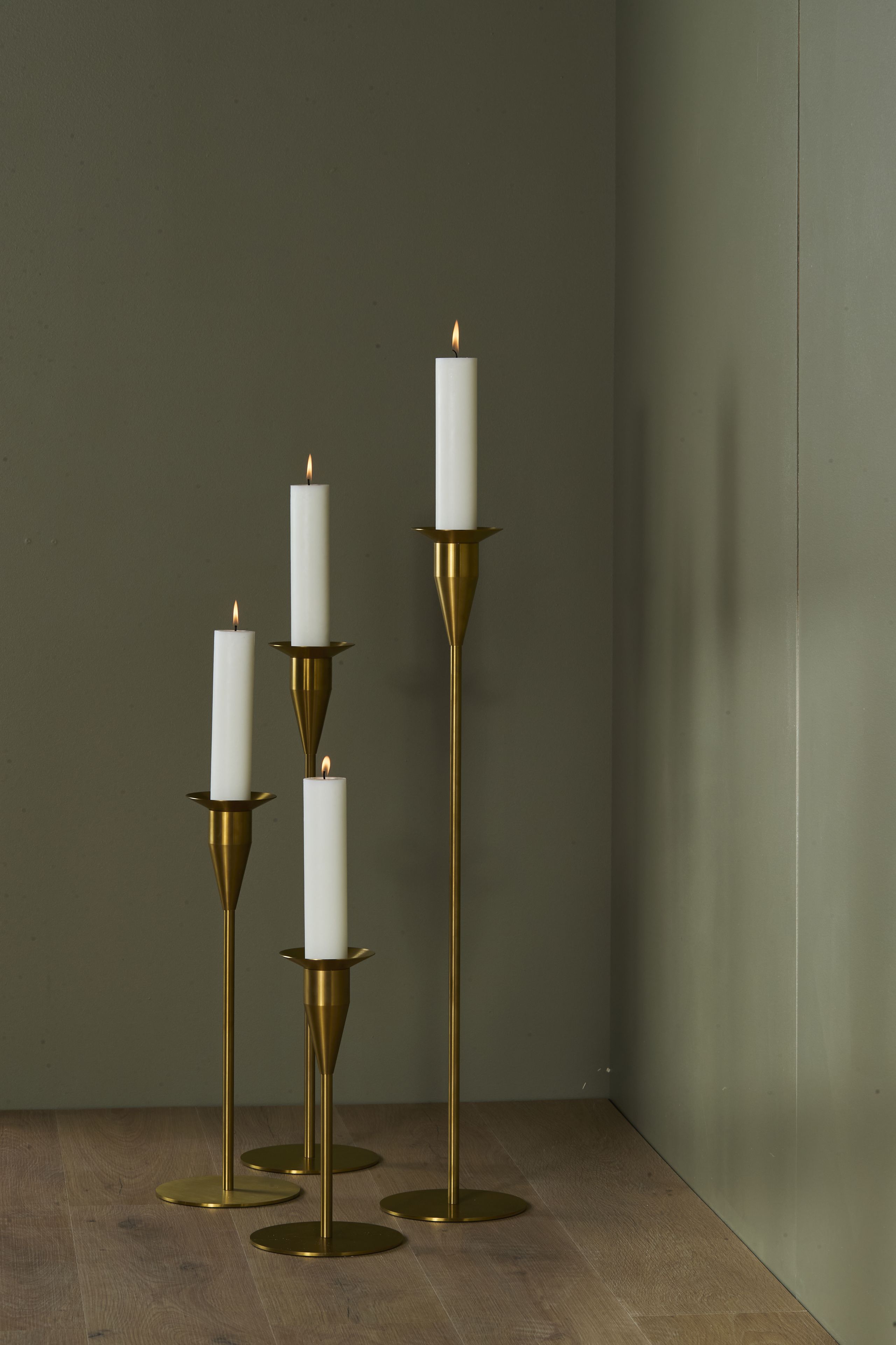 Piet Hein - Kynttilänjalka - Messing Lysestage - Mars, MAXI