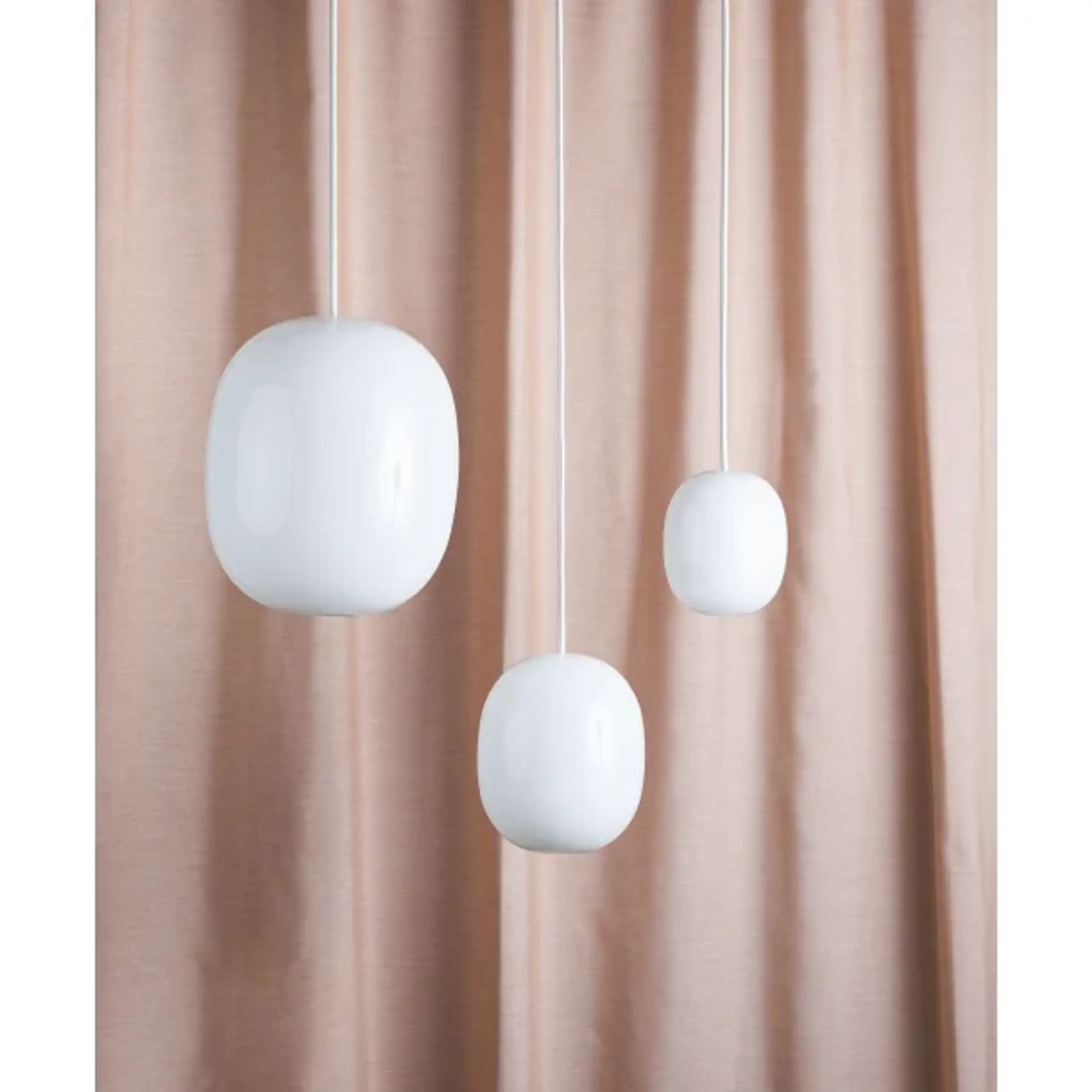 Piet Hein - Vedhæng - SuperÆg 150p - Opal (g9 42w) - - SUPERÆG 150P - OPAL (G9 42W) - RØD ledning 3m