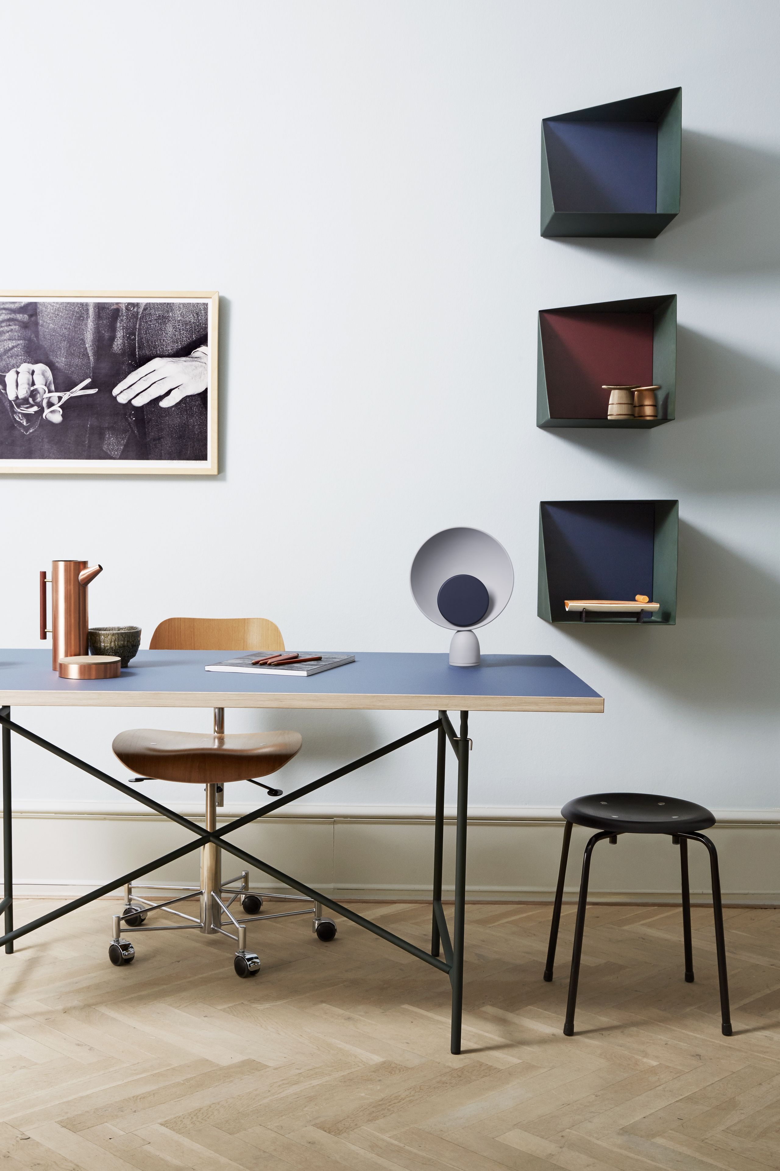 PLEASE WAIT to be SEATED - Regal - Wall Box / By Ludvig Storm - Cedar Green / Cedar Green