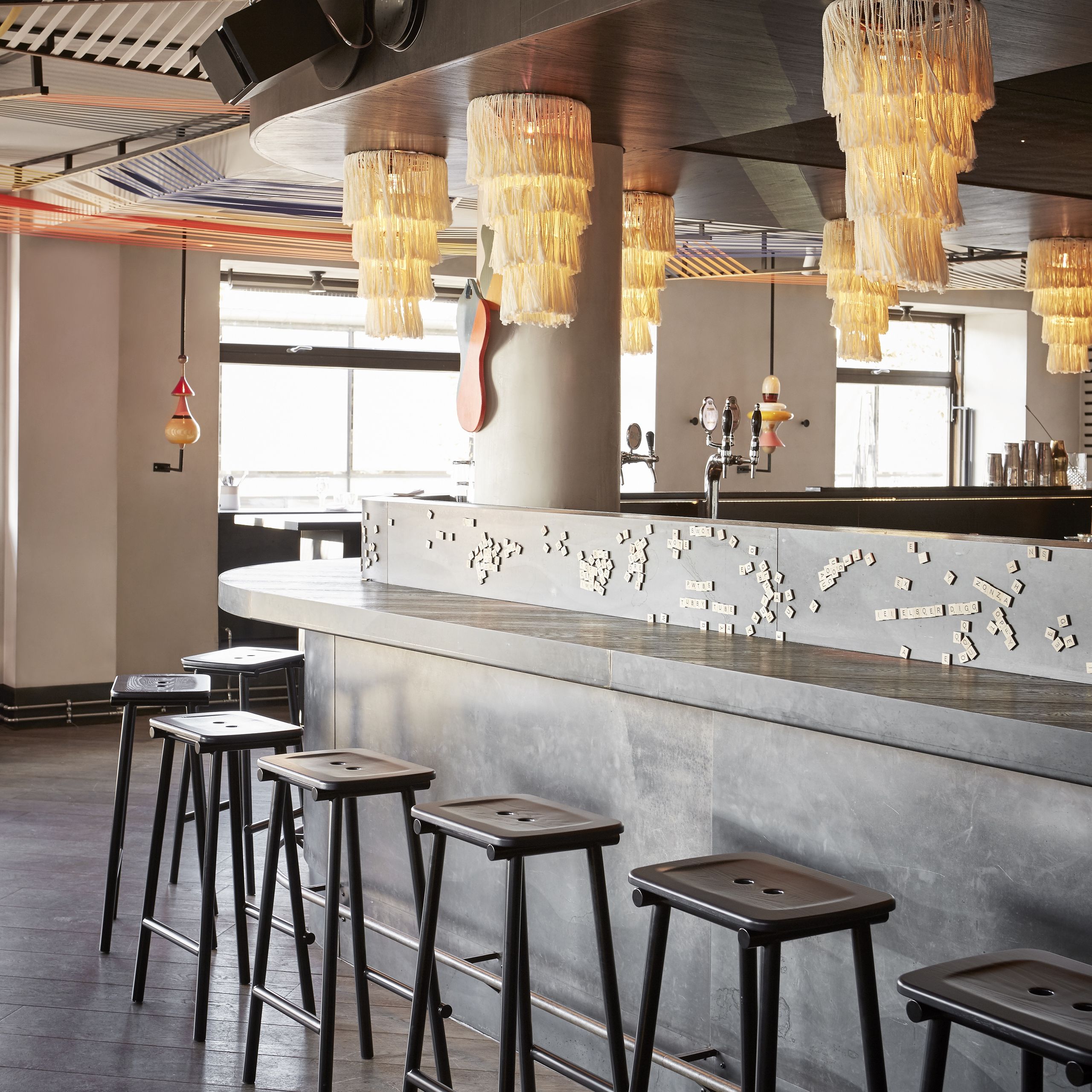 PLEASE WAIT to be SEATED - Hocker - Tubby Tube Stool / By Faye Toogood - Natural Ash / Black