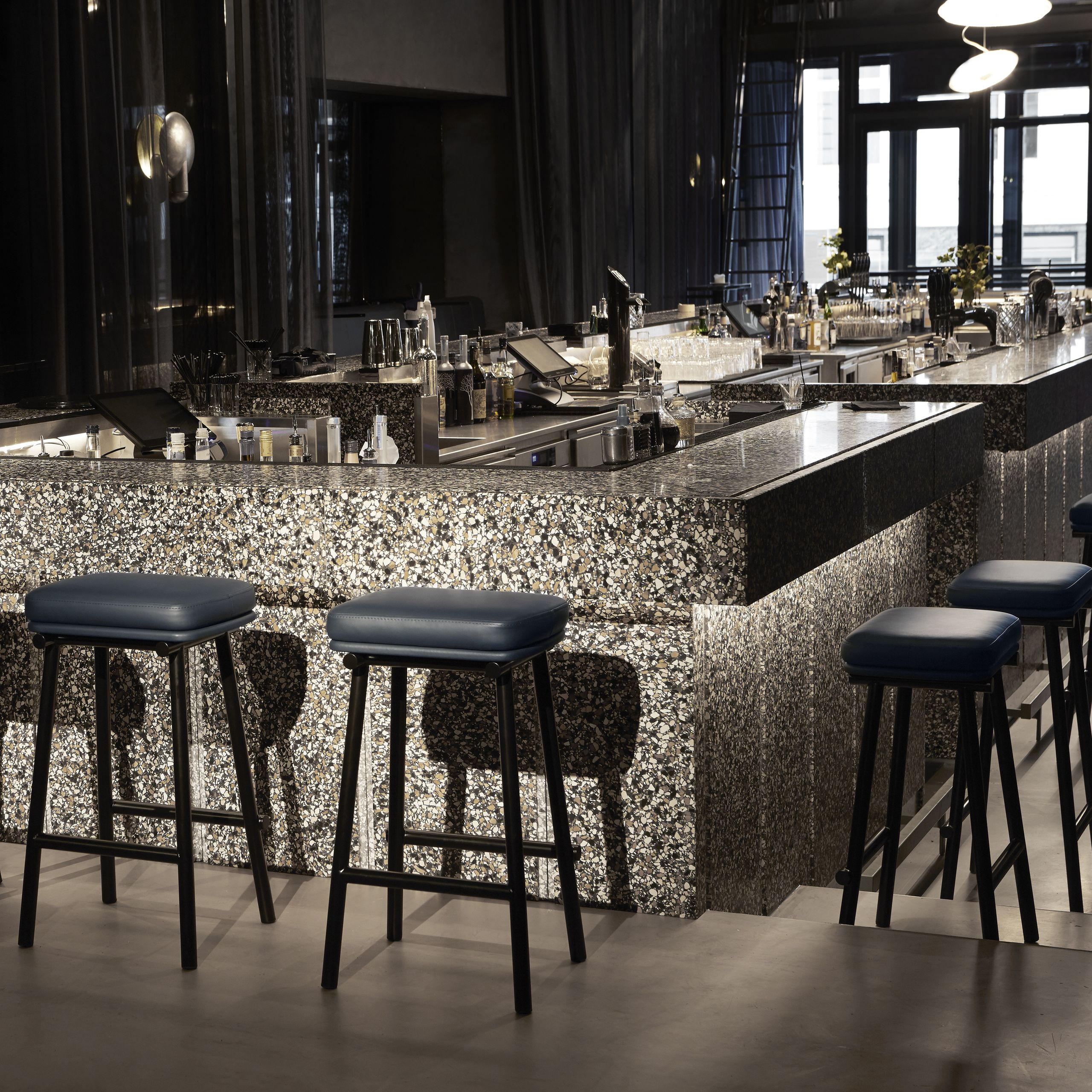 PLEASE WAIT to be SEATED - Hocker - Tubby Tube Stool / By Faye Toogood - Natural Ash / Black