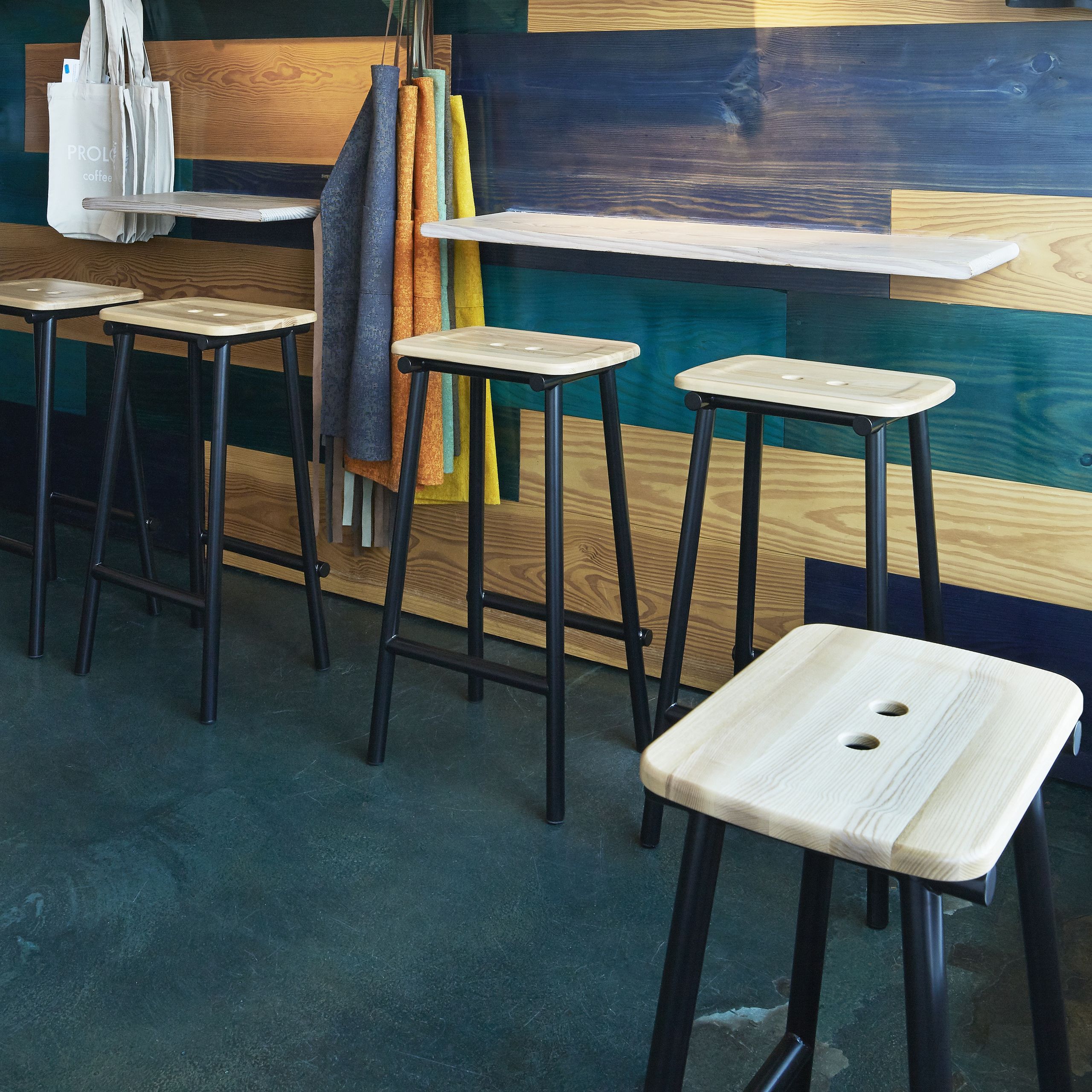 PLEASE WAIT to be SEATED - Hocker - Tubby Tube Stool / By Faye Toogood - Natural Ash / Black