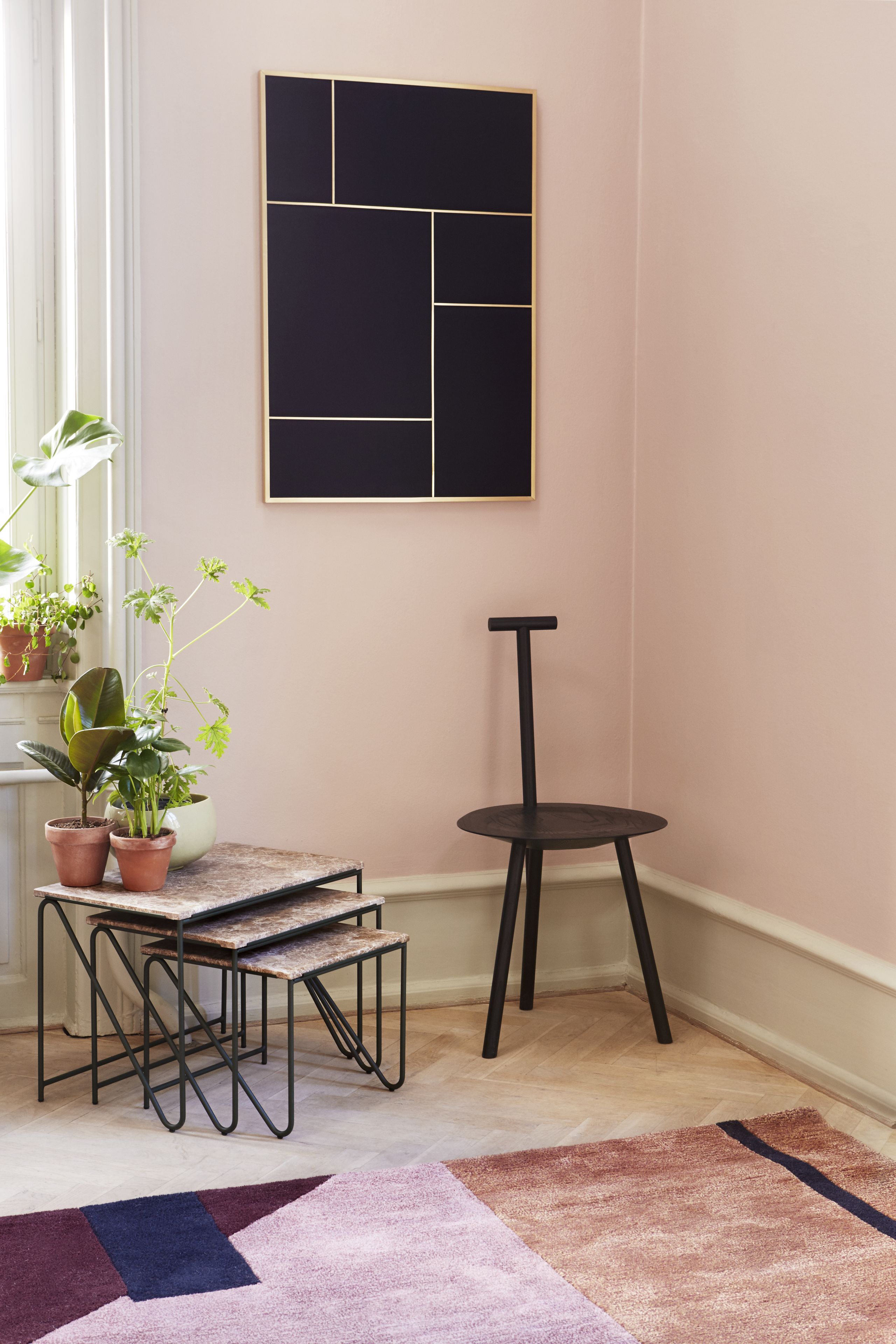 PLEASE WAIT to be SEATED - Sofabord - Triptych Nesting Table / By All the way to Paris - Grey Marble / Navy Blue