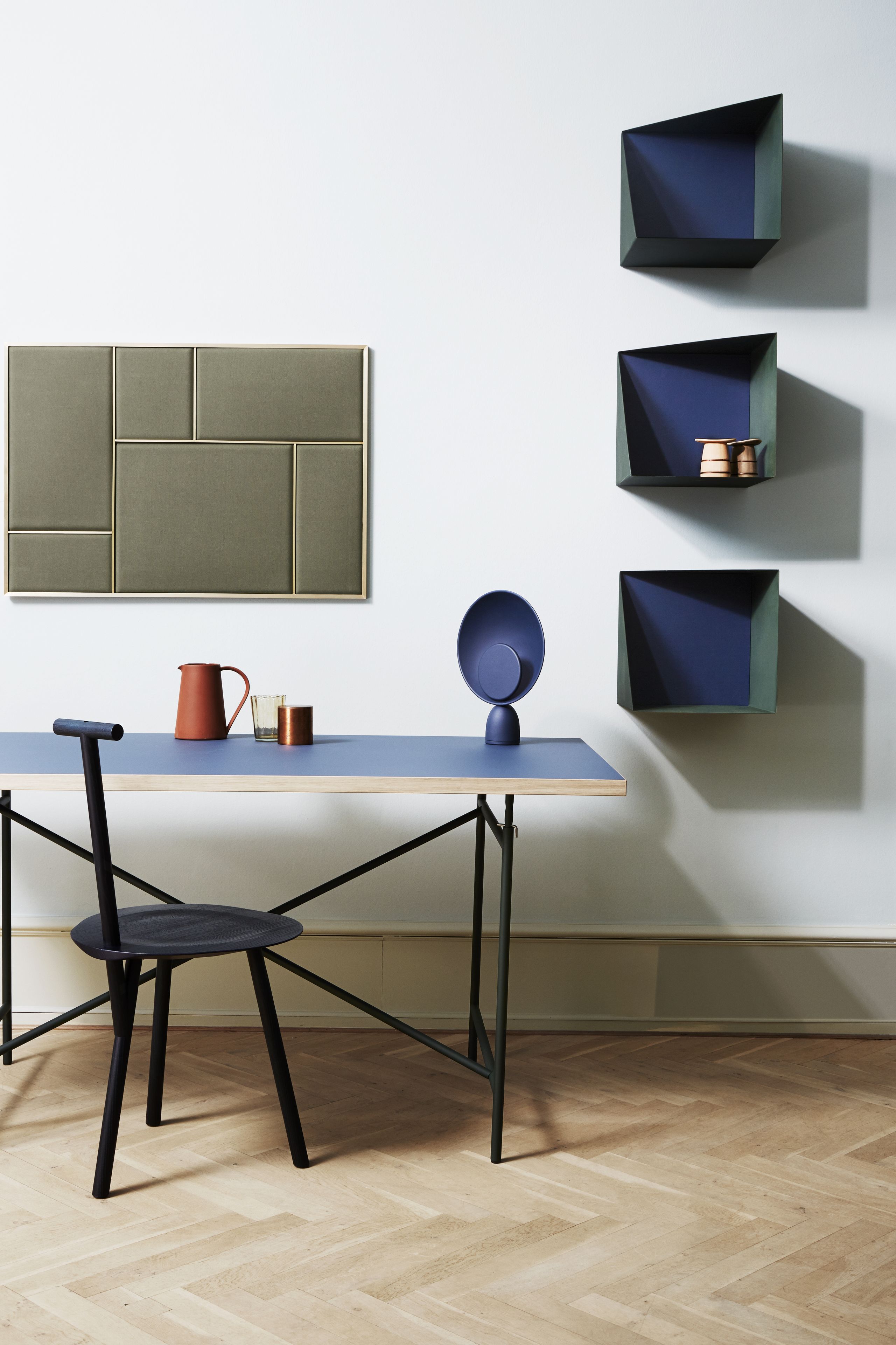 PLEASE WAIT to be SEATED - Dining chair - Spade Chair / By Faye Toogood - Turmeric Yellow