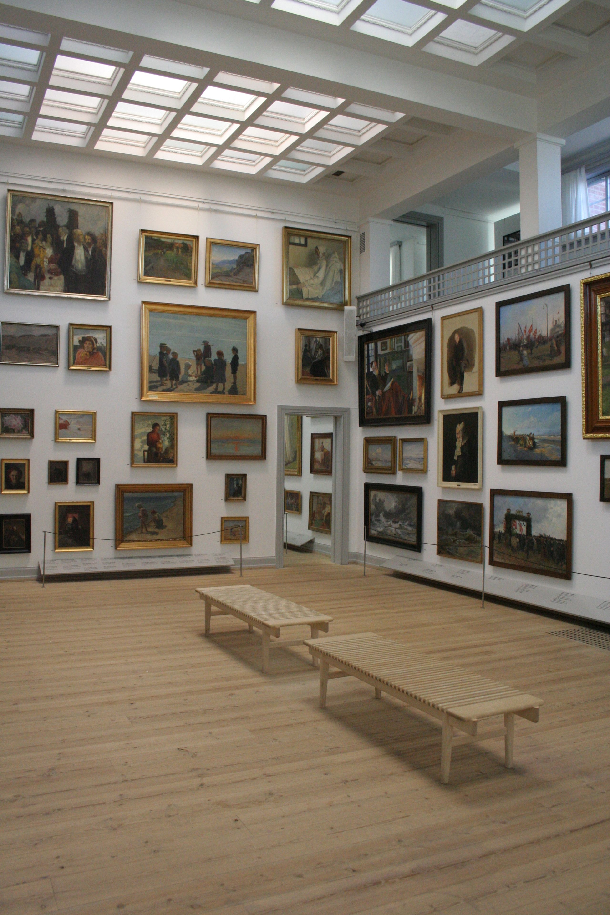 PP Møbler - Bench - pp589 Bar Bench / By Hans J. Wegner - Soaped Ash