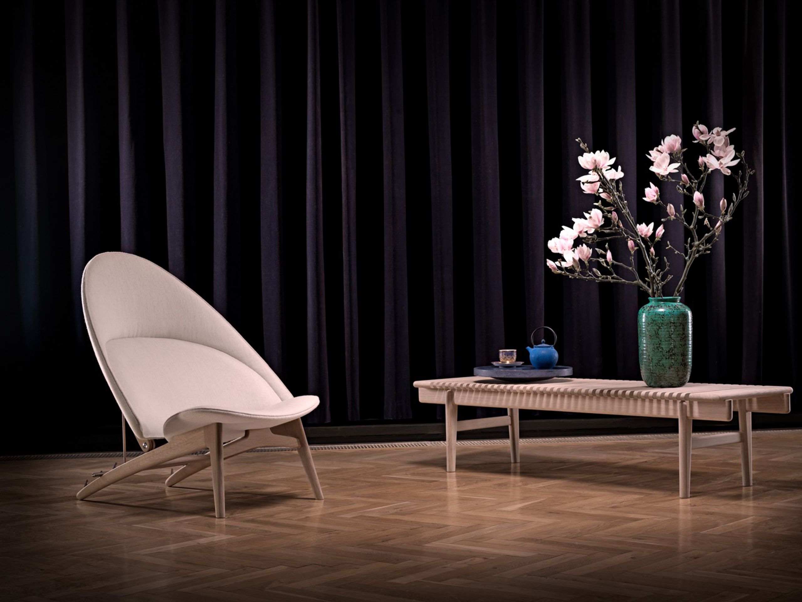 PP Møbler - Bench - pp589 Bar Bench / By Hans J. Wegner - Soaped Ash