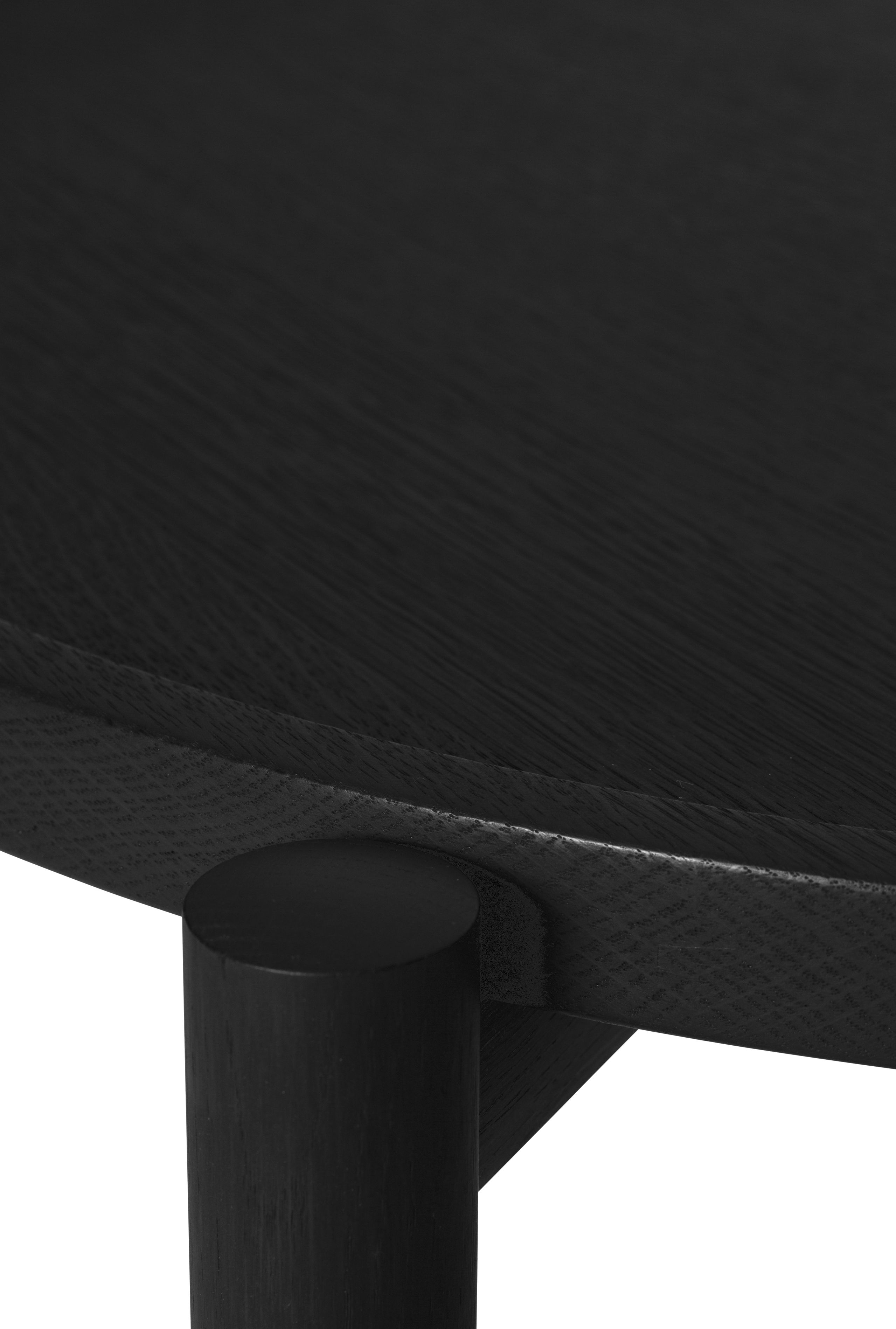 PP Møbler - Side table - pp35 Tray Table / By Hans J. Wegner - TannicTint Black Oak