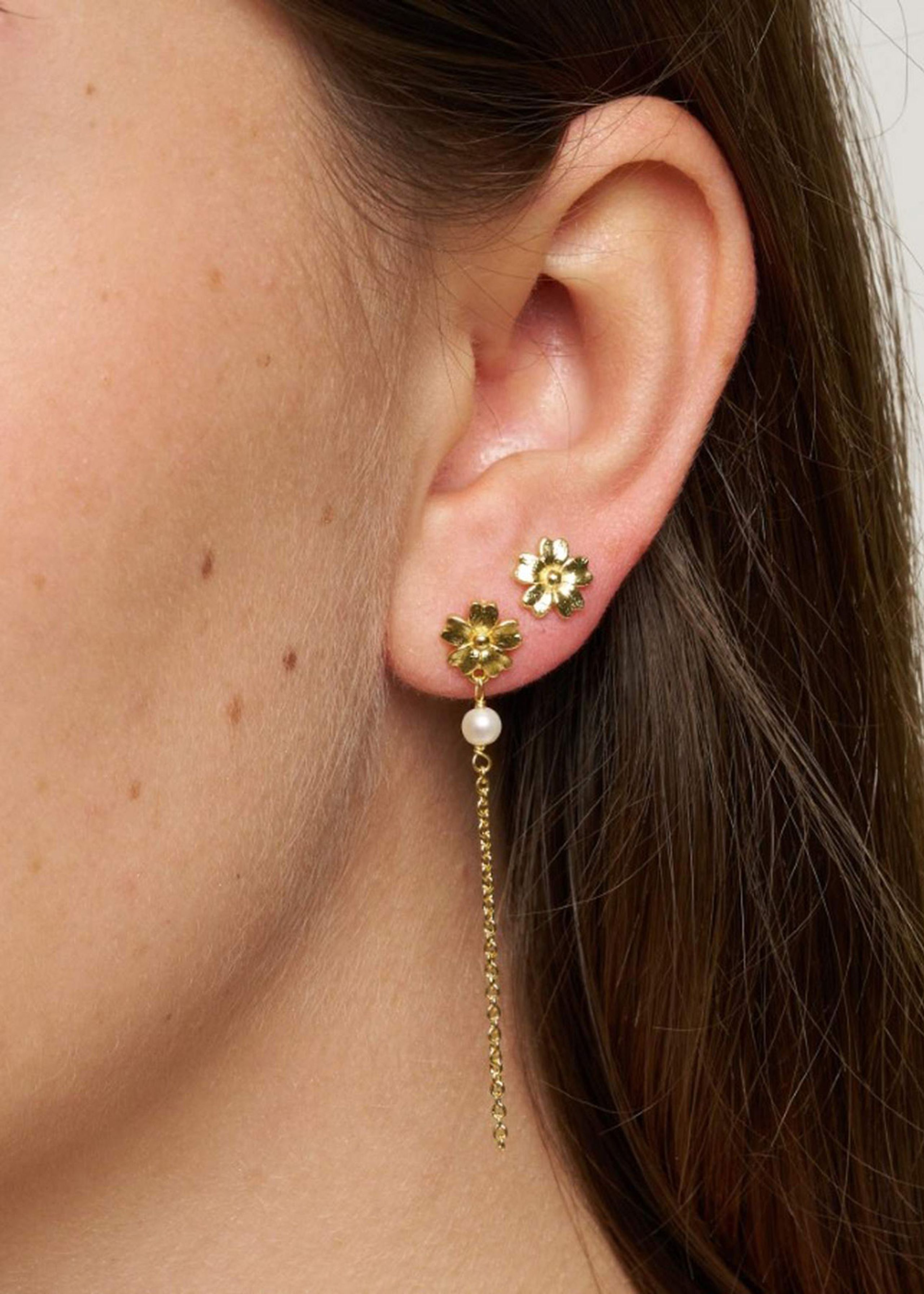 Pure By Nat - Orecchino - Poppy Pearl Earring - Goldplated