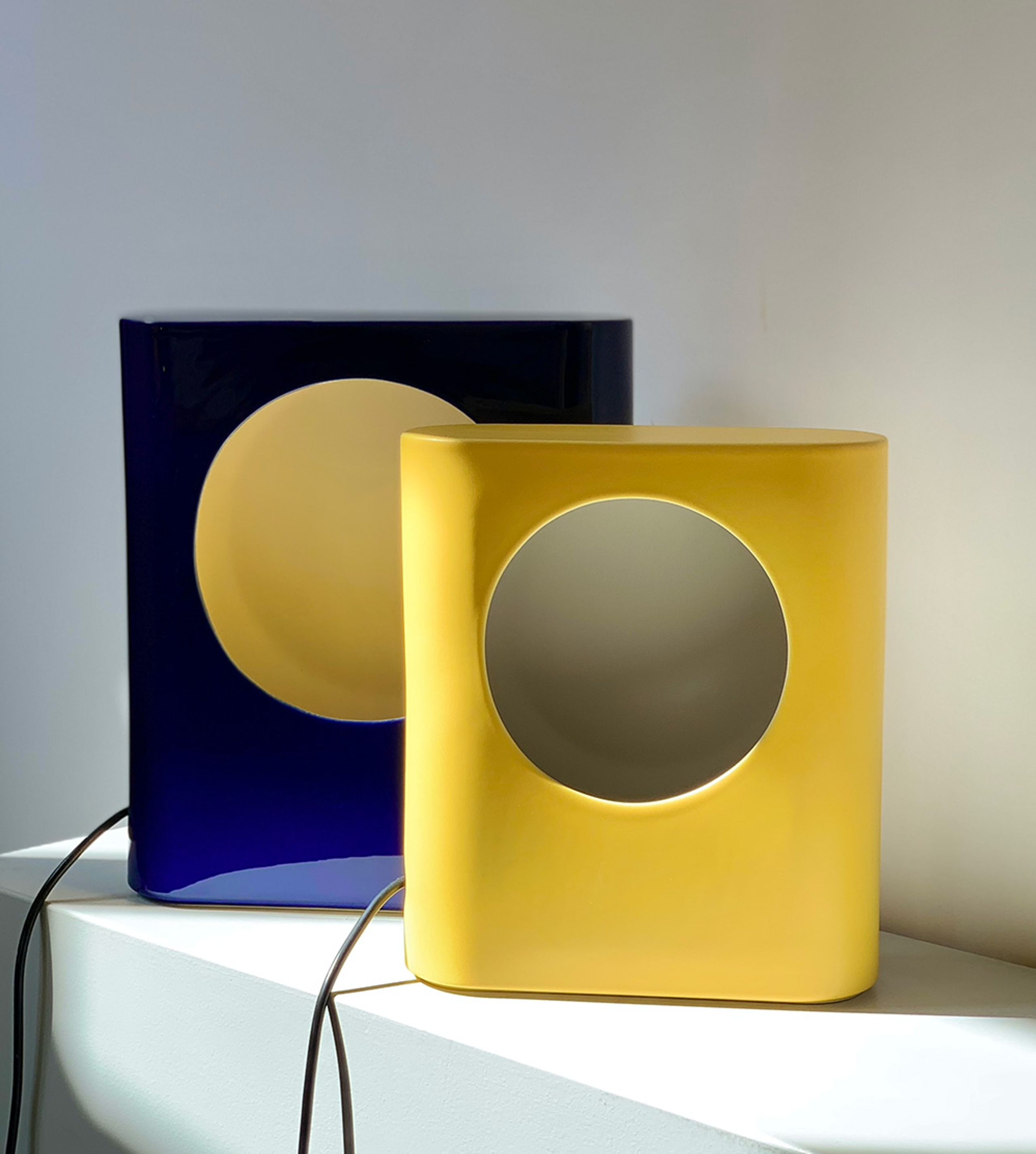 raawii - Table Lamp - Signal Lamp / Small - Coral Blush