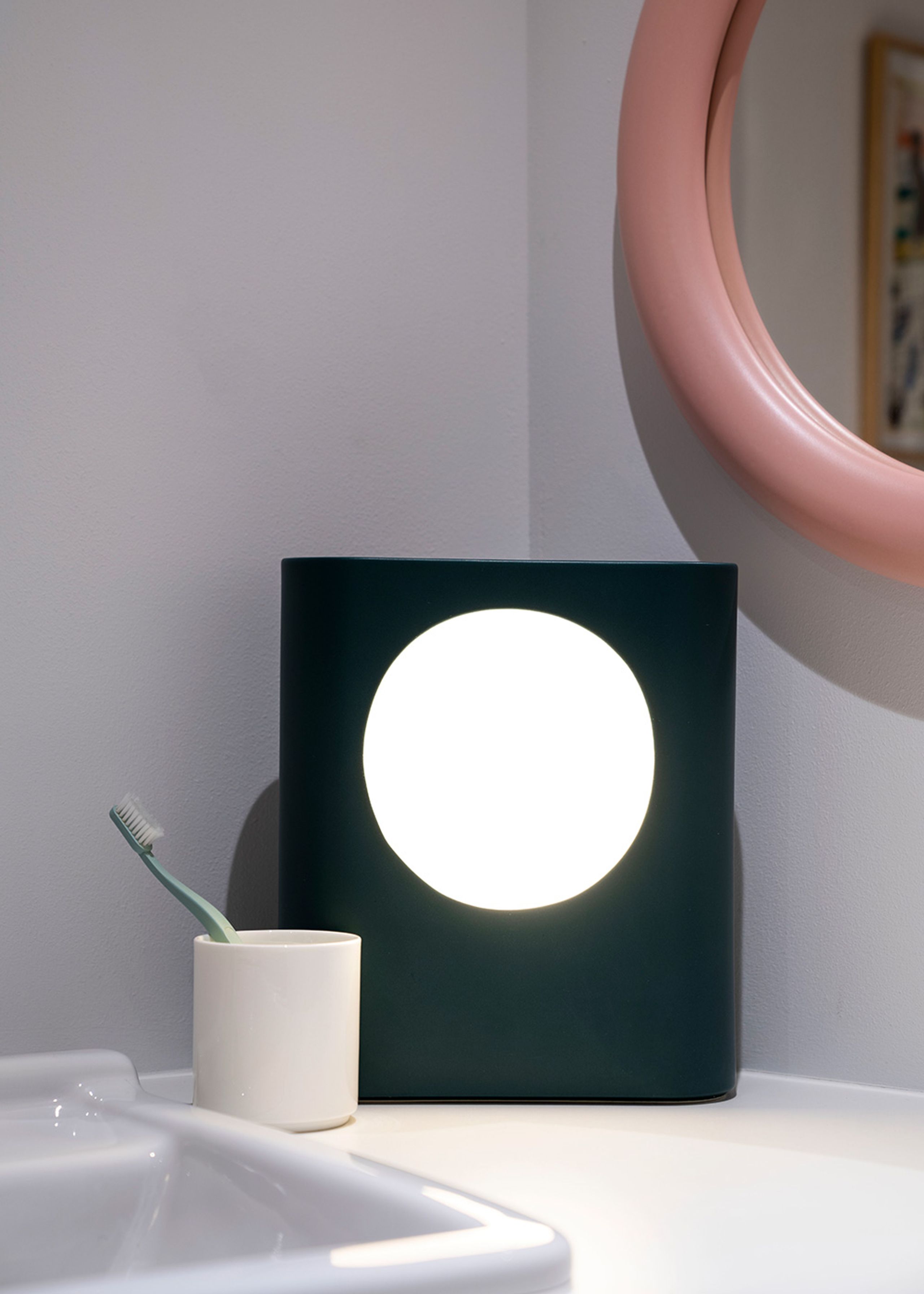 raawii - Table Lamp - Signal Lamp / Small - Coral Blush