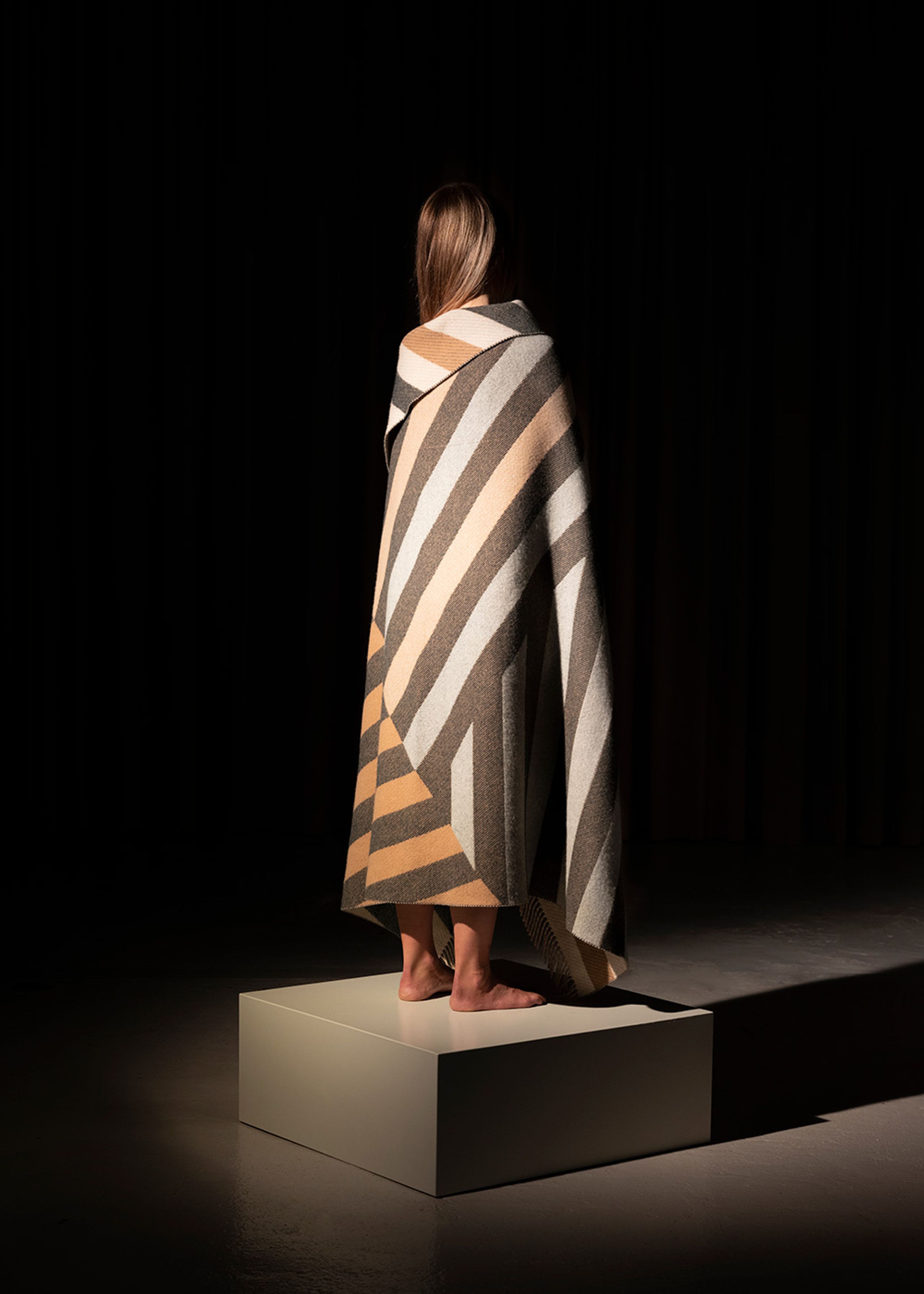 raawii - Plaid - Patch Plaid - White & Deer & Onyx