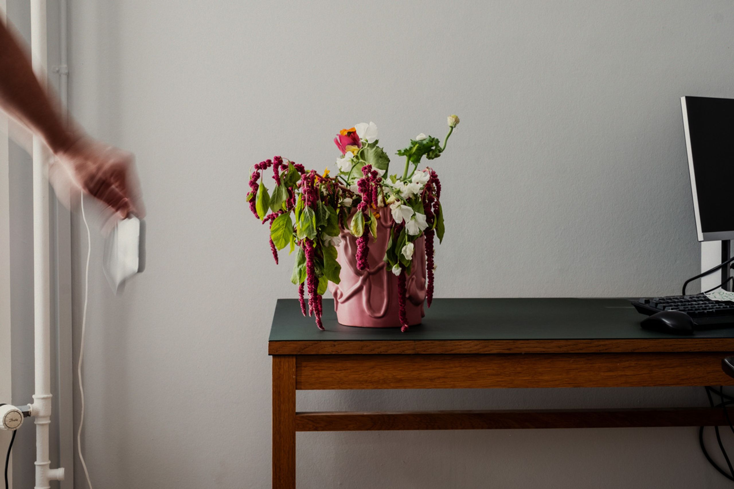 raawii - Vase - Jam Vase - Deep Cobalt