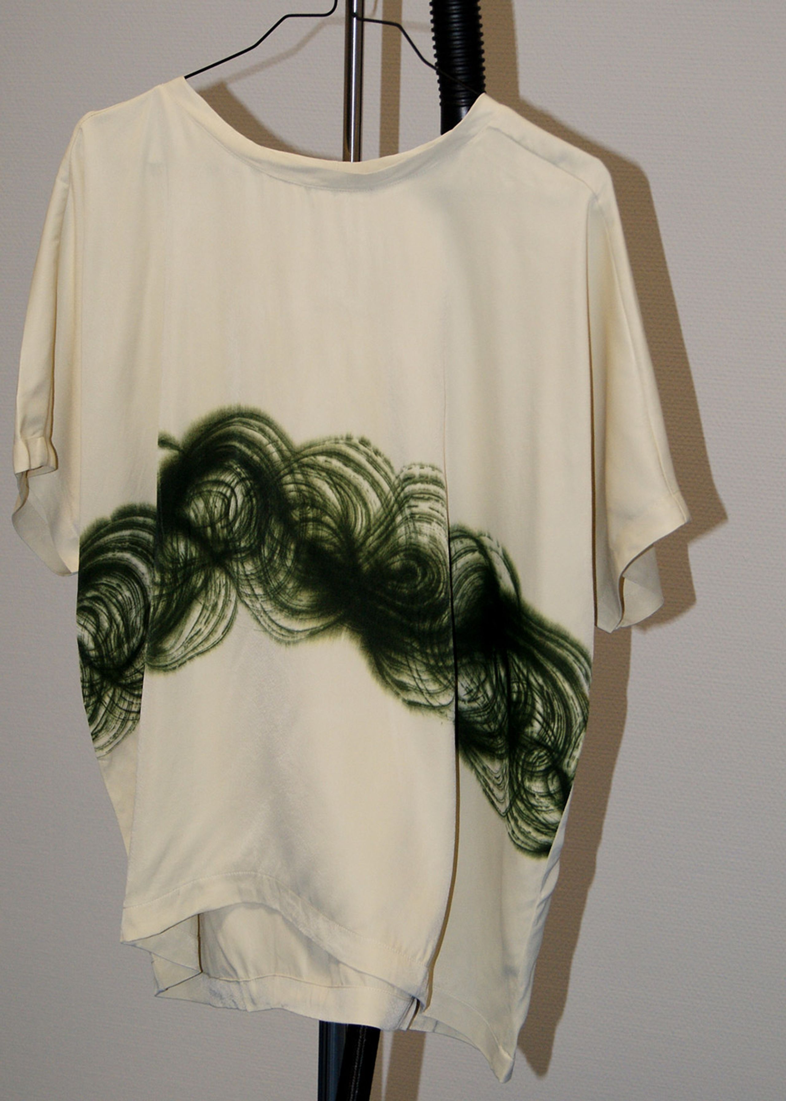 Rabens Saloner - Maglietta - Swirl Cropped T-shirt - Maggi - Olive chalk combo