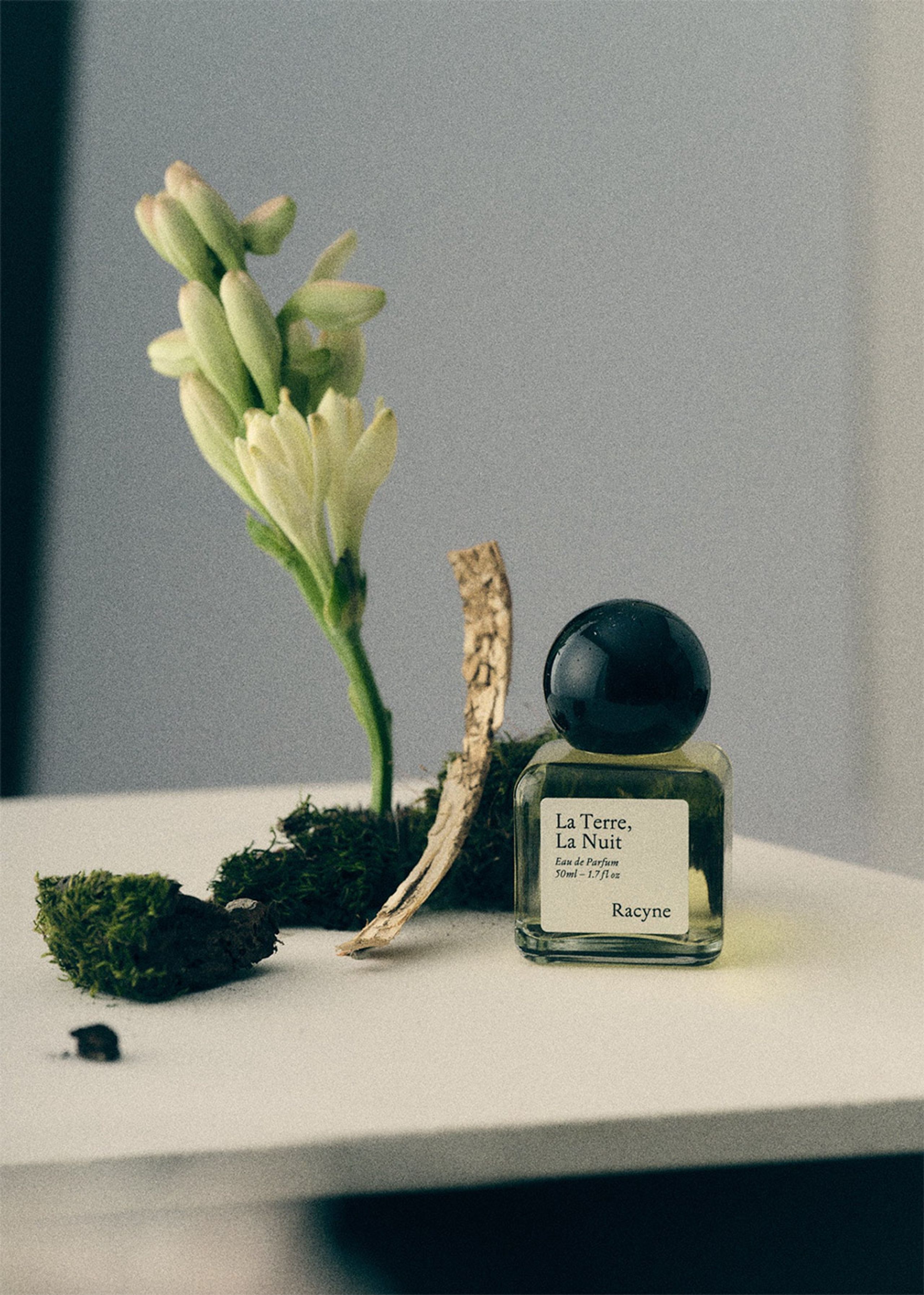 Racyne - Perfume - Racyne Parfums - La Terre, La Nuit