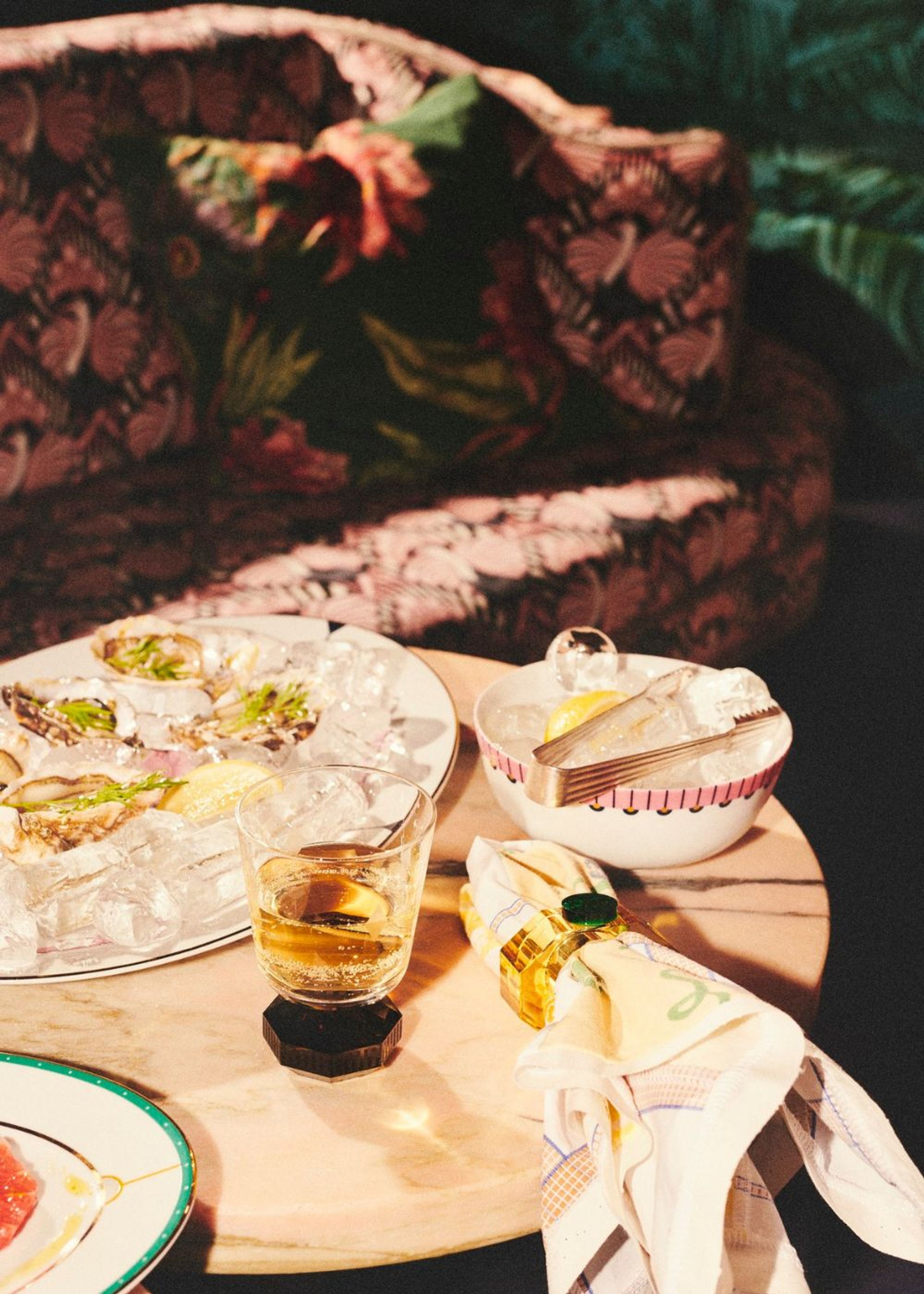 Reflections Copenhagen - Prato - Nova Oval Platter - Rose / Marine / Gold