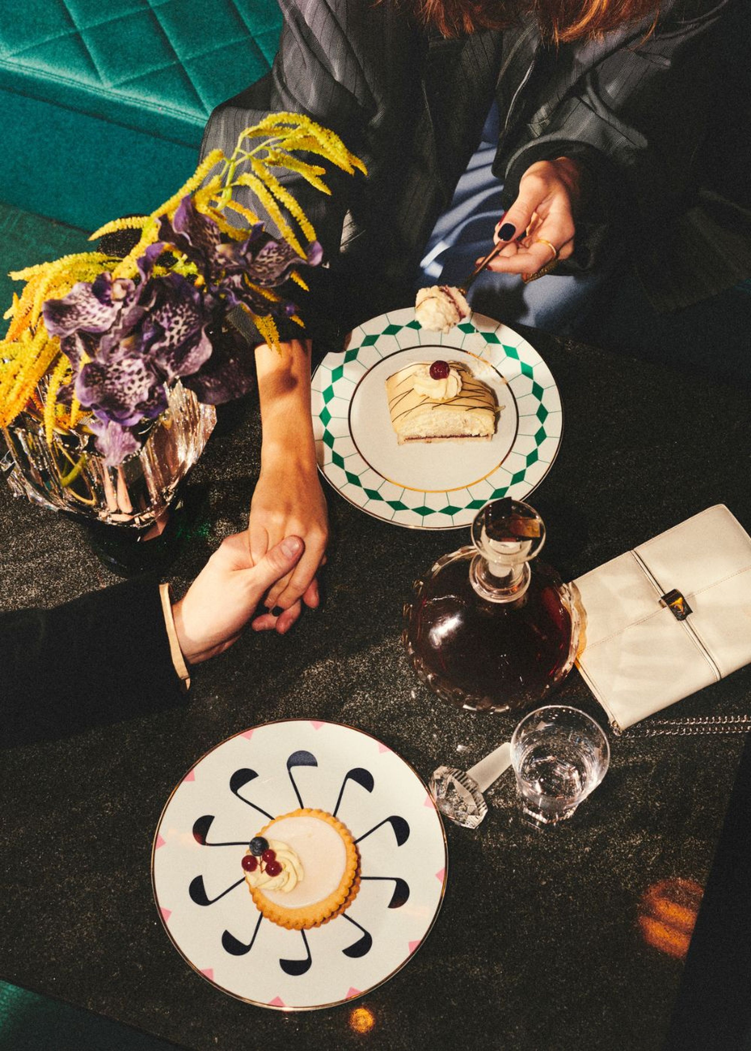 Reflections Copenhagen - Lasi - Moon Bottle Stopper - Smoke / Clear