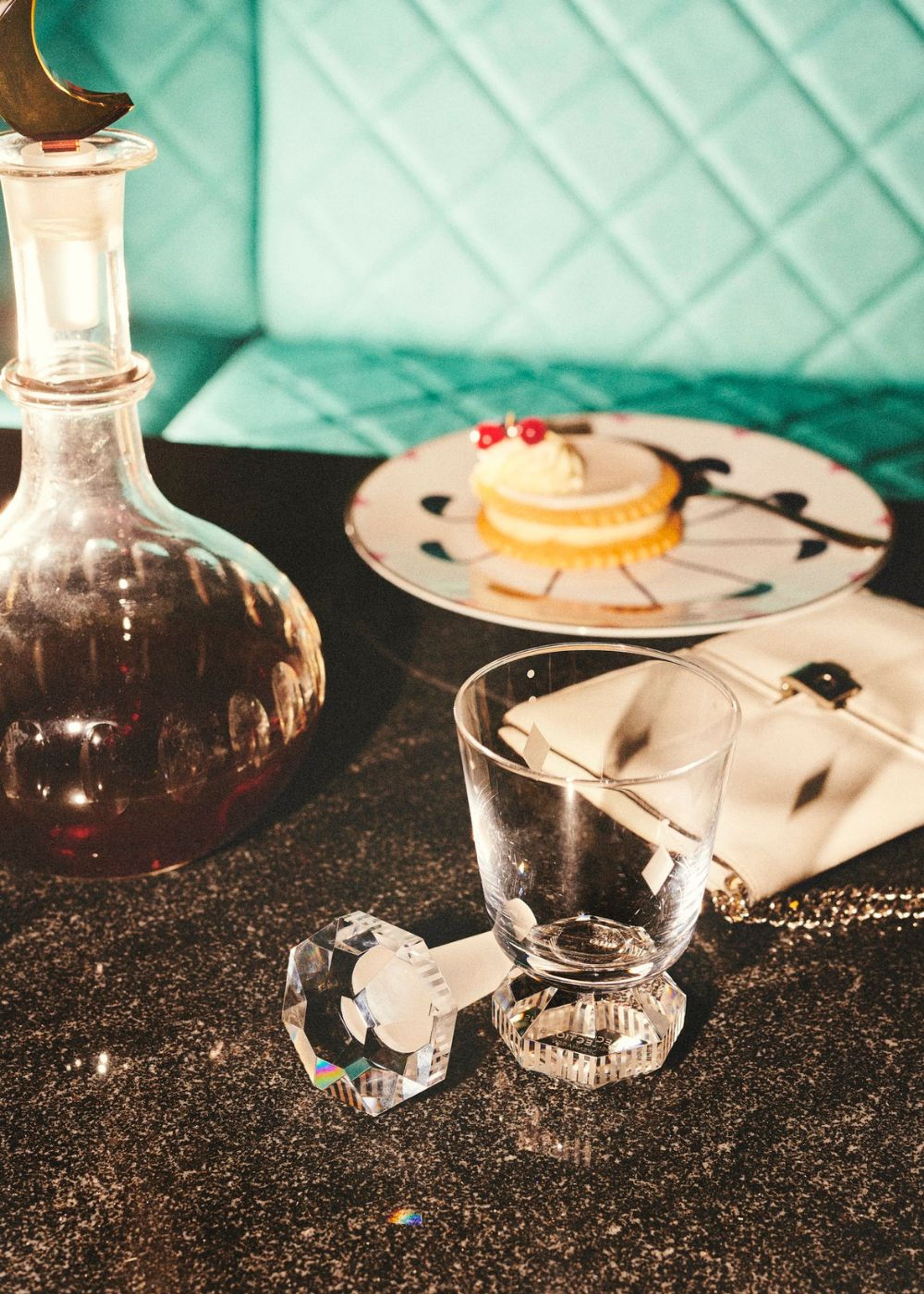 Reflections Copenhagen - Lasi - Moon Bottle Stopper - Smoke / Clear