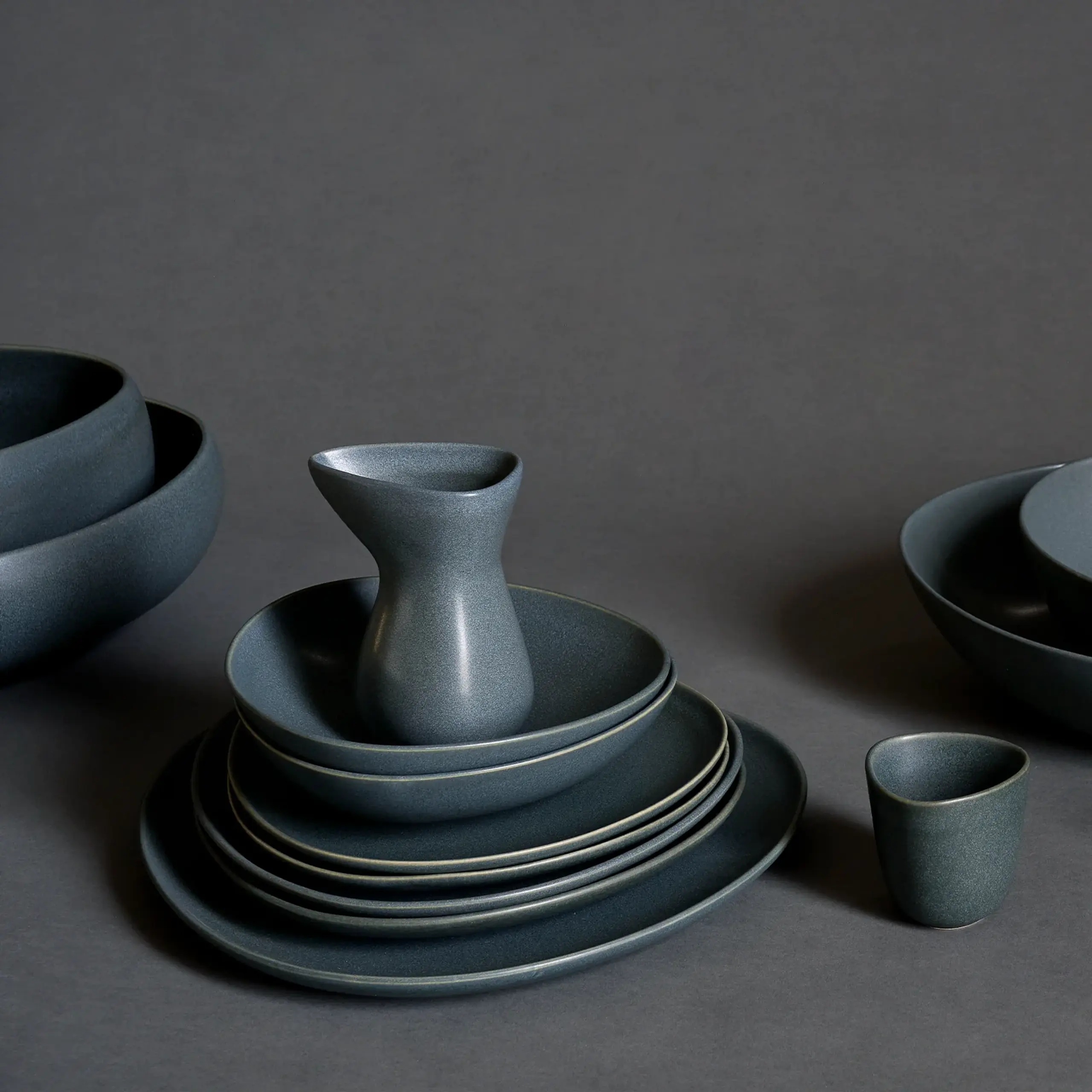 Ro Collection - Champagne glass - Signature Jug Small - Deep ocean