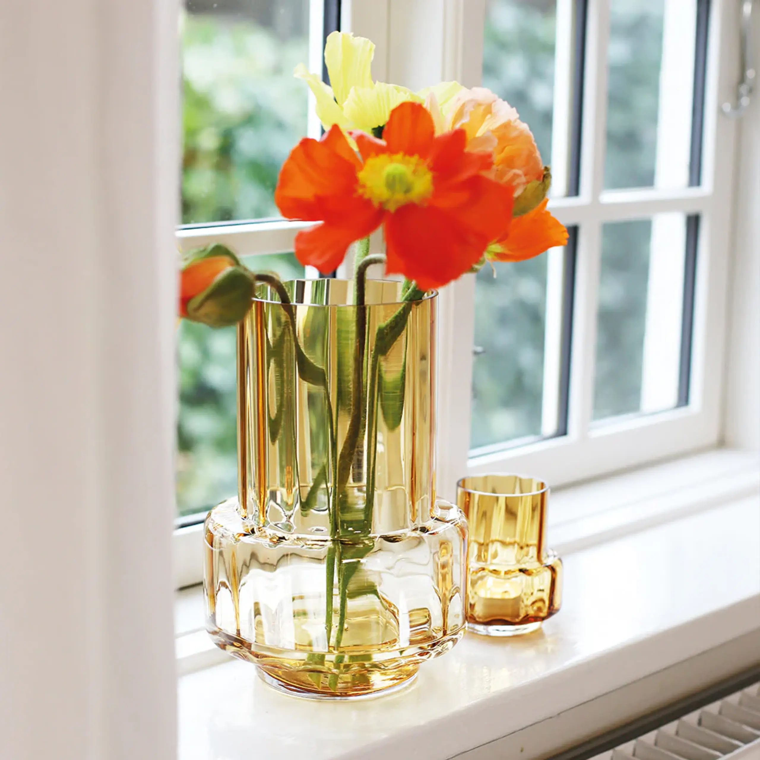 Ro Collection - Vase - Hurricane No. 26 - Amber