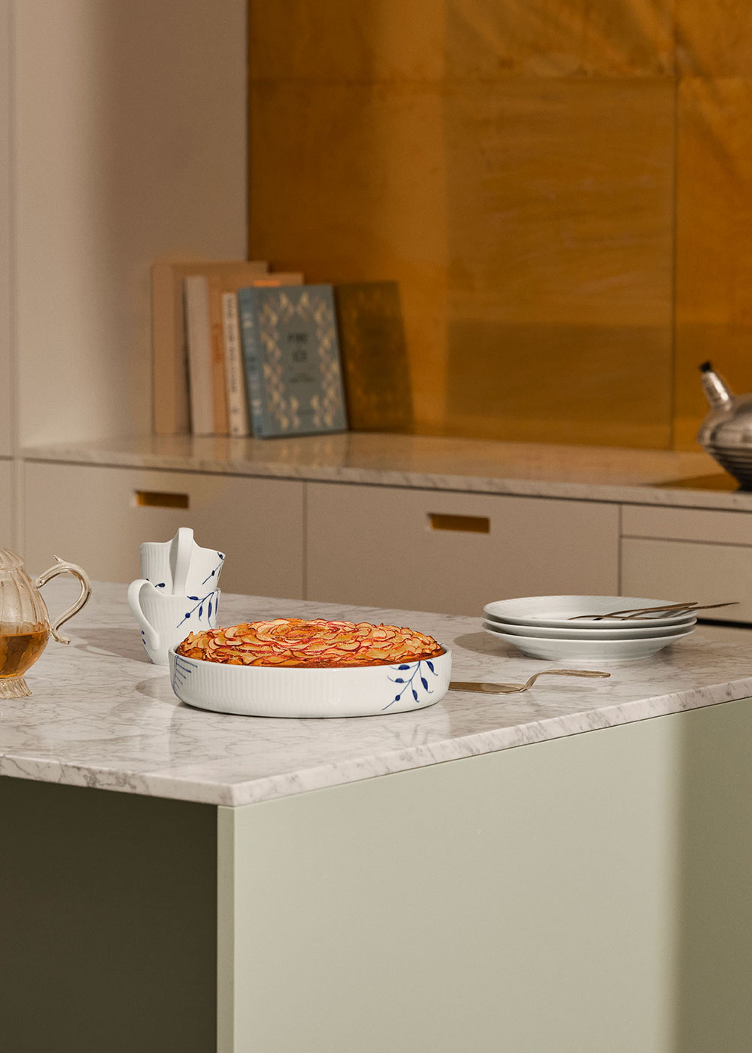 Royal Copenhagen - Baking dish - Blå Mega Riflet - Ovnfast Fad - Rundt, 27 cm