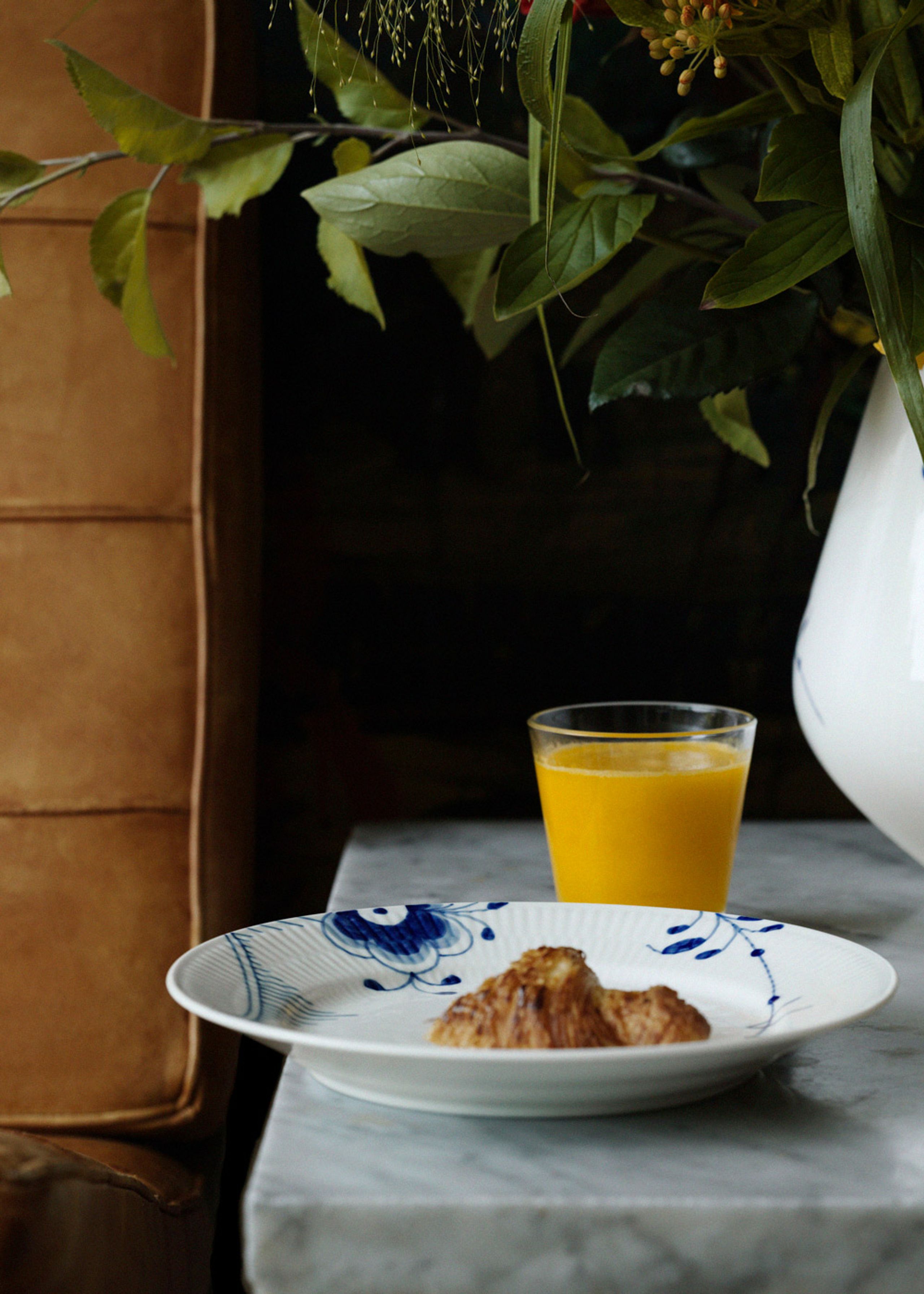 Royal Copenhagen - Bord - Blue Fluted Mega / Decoration 2 - Plates - Plate - 22 cm