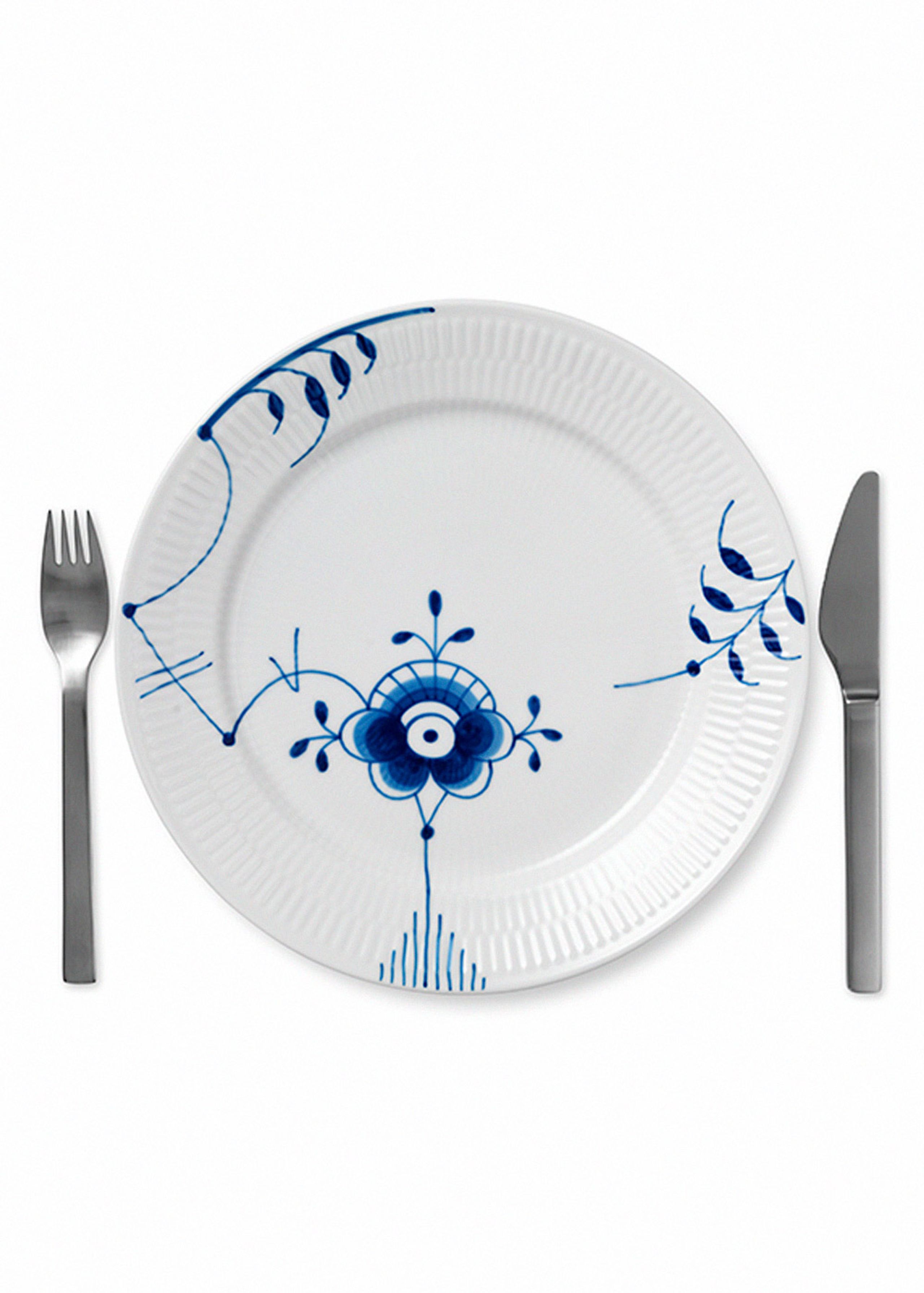 Royal Copenhagen - Disco - Blue Fluted Mega / Decoration 6 - Plates - Plate - 27 cm