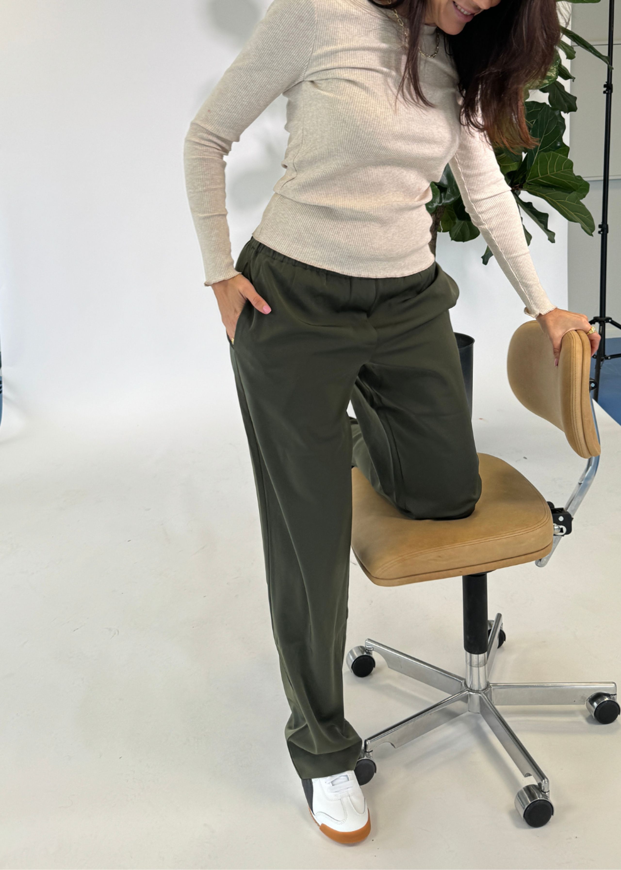 Samsøe & Samsøe - Bukser - Hoys Straight Pants - Dusty Olive