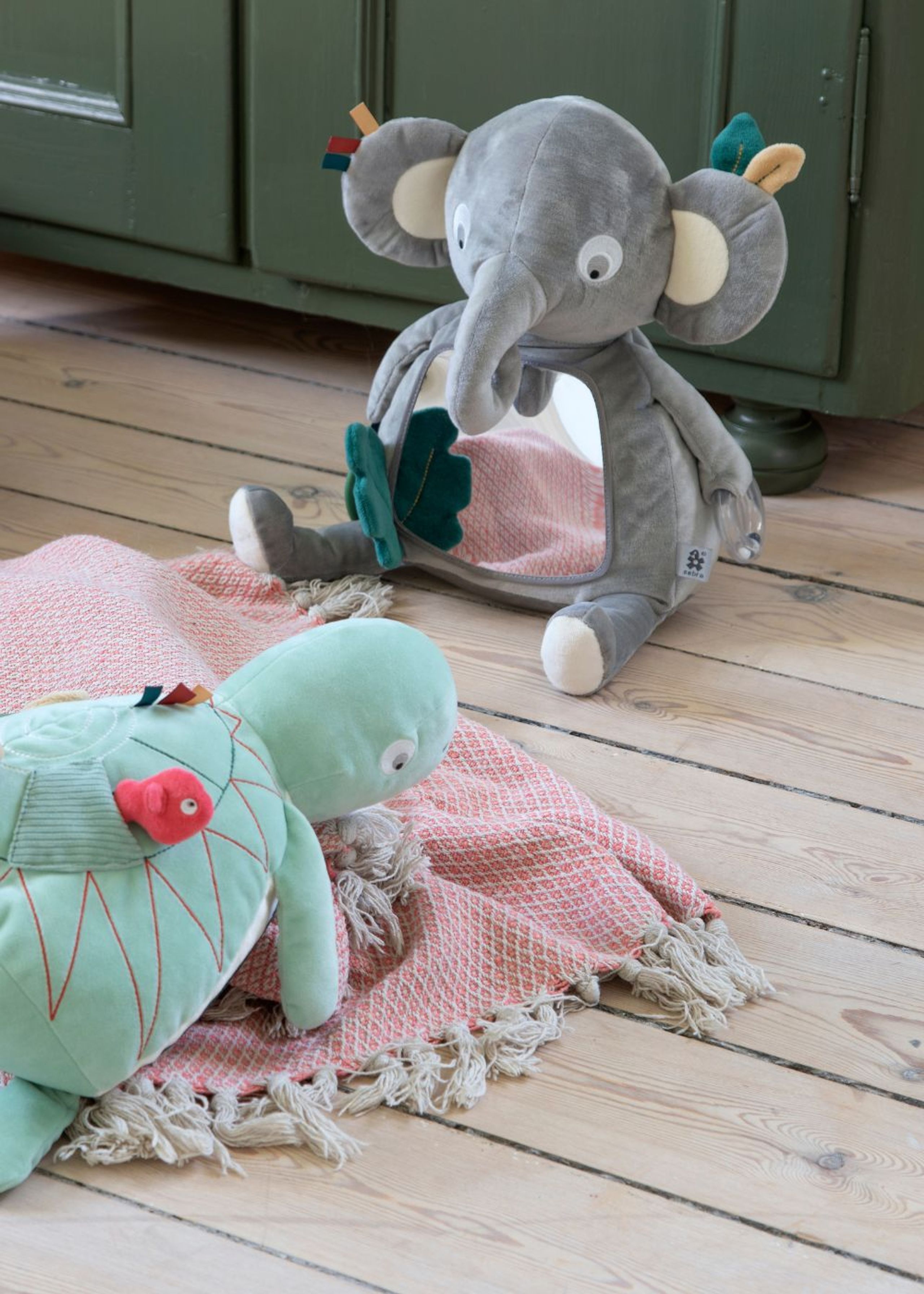 Sebra - Stuffed Animal - Activity Toy - Turbo The Turtle - Green