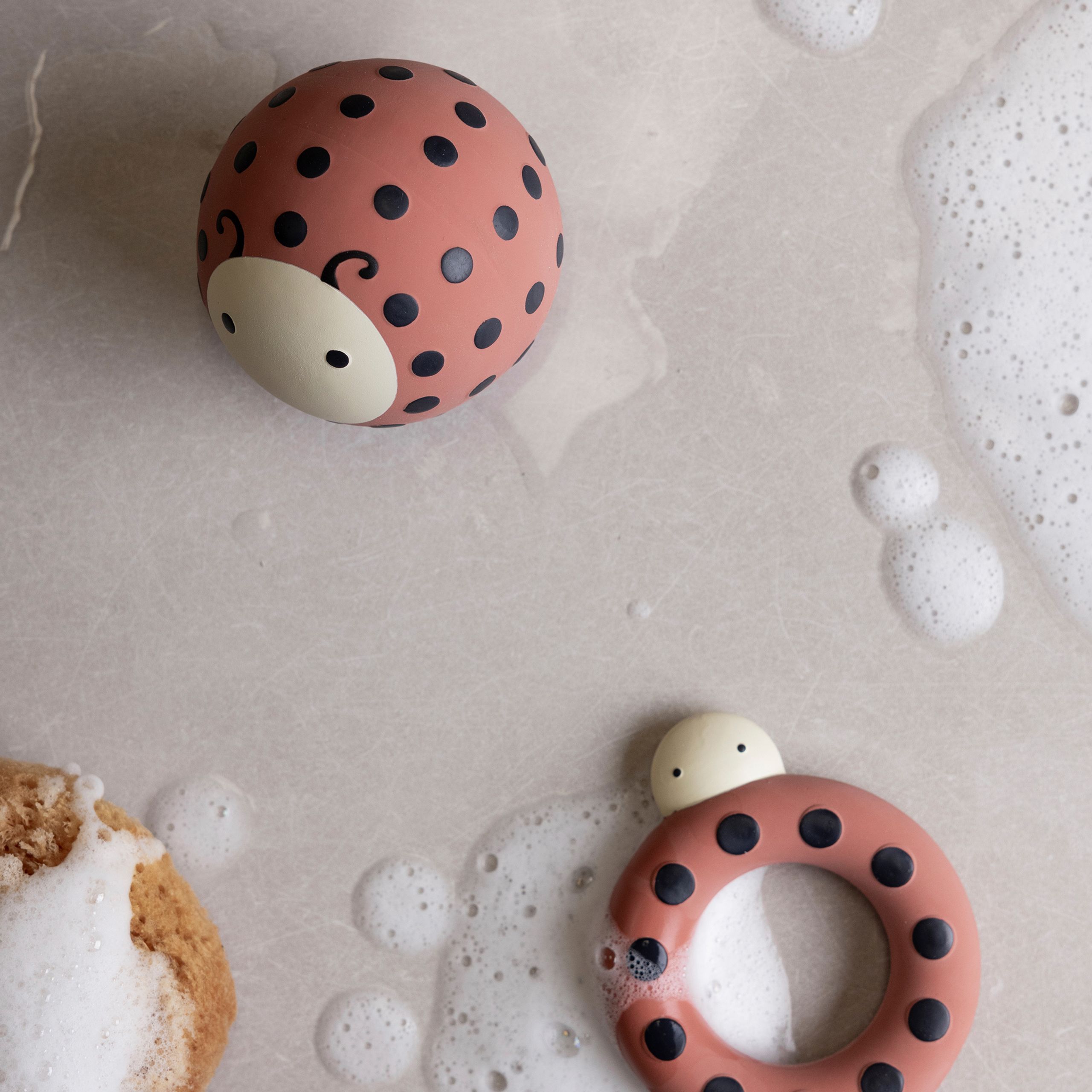 Sebra - Badespielzeug - Bath Ball - Ladybird