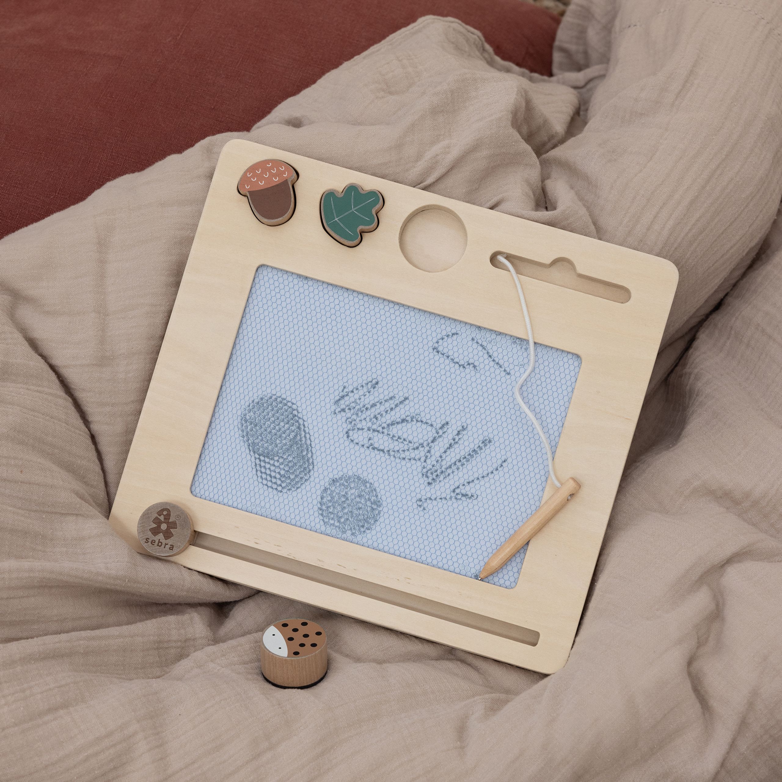 Sebra - Spielzeug - Magnetic drawing board - Wood