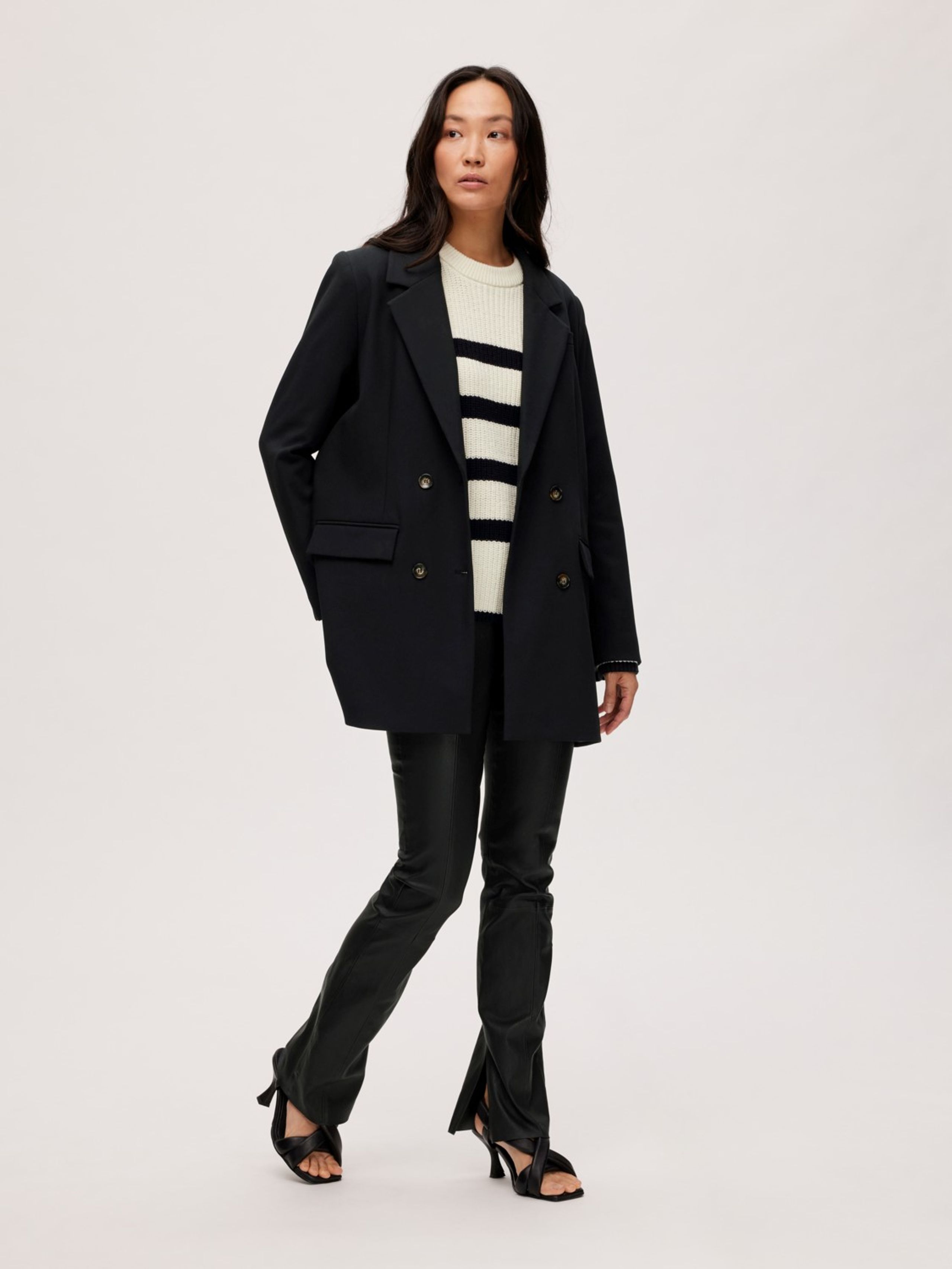 Selected Femme - Blazer - SLFMyla LS Relaxed Blazer - Black