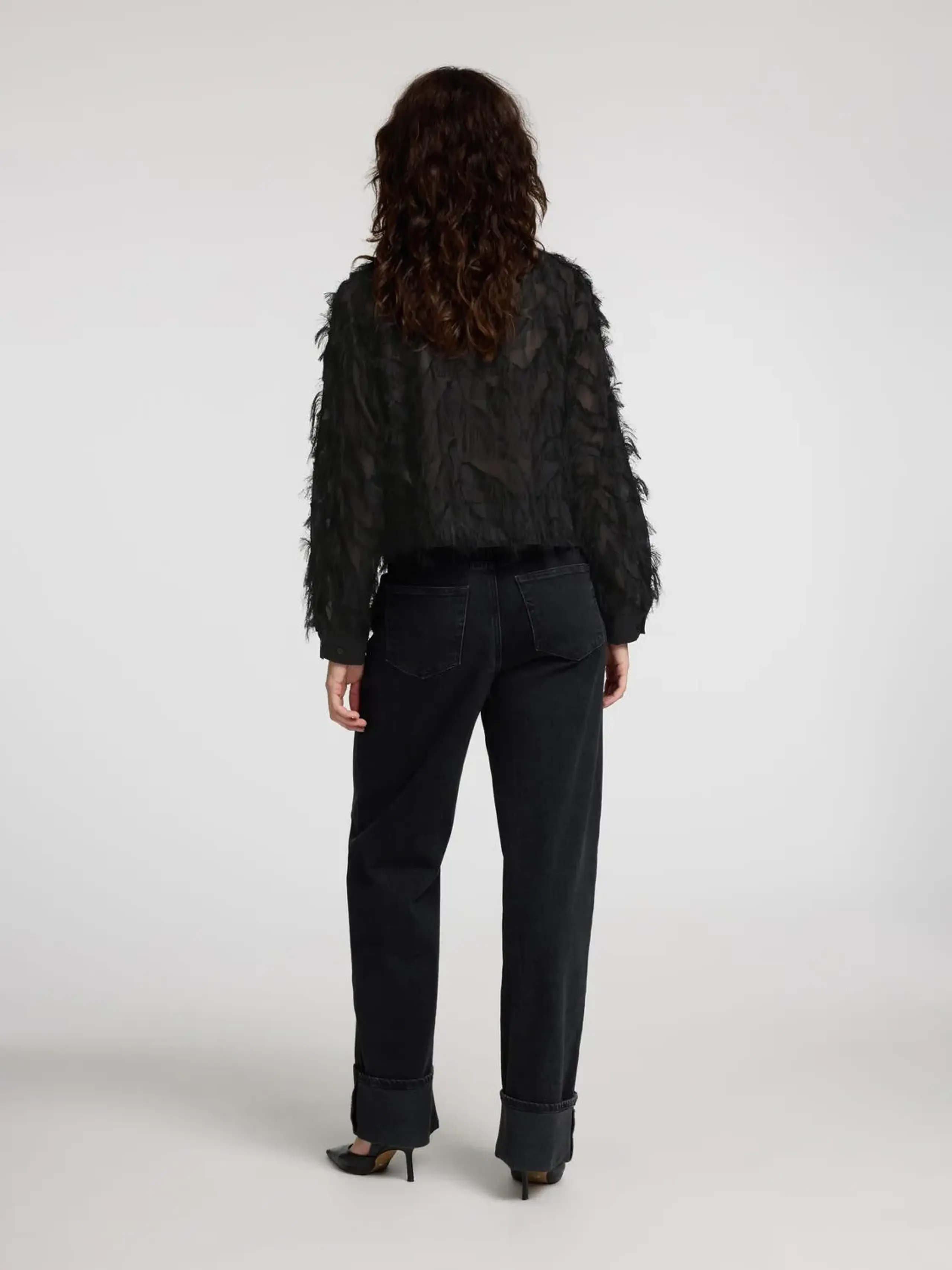 Selected Femme - Halenka - SLFMyline LS Fluffy Cropped Shirt - Black