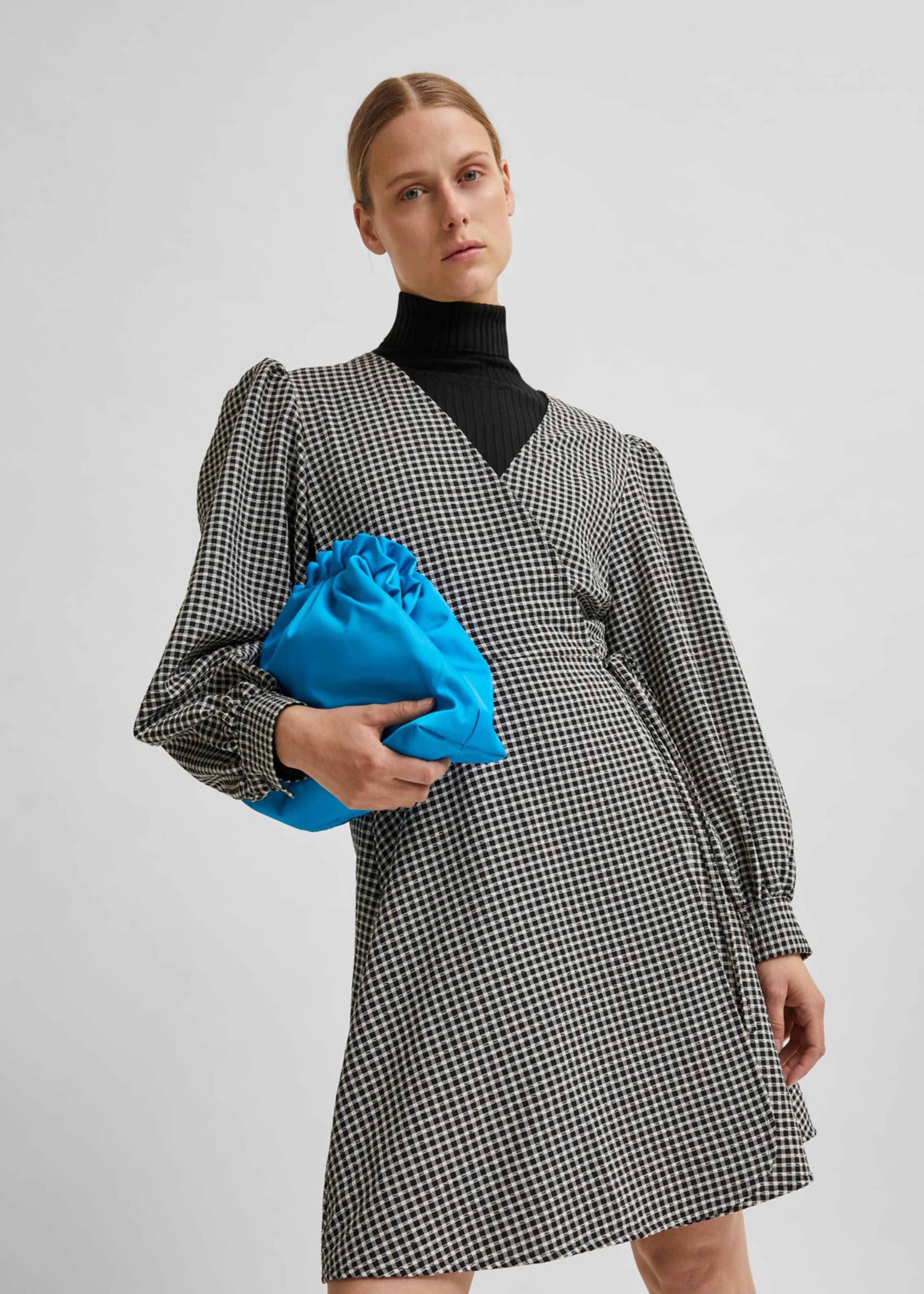 Selected Femme - Kjole - SLFCharlie Short Wrap Dress - Black w / Brick Check